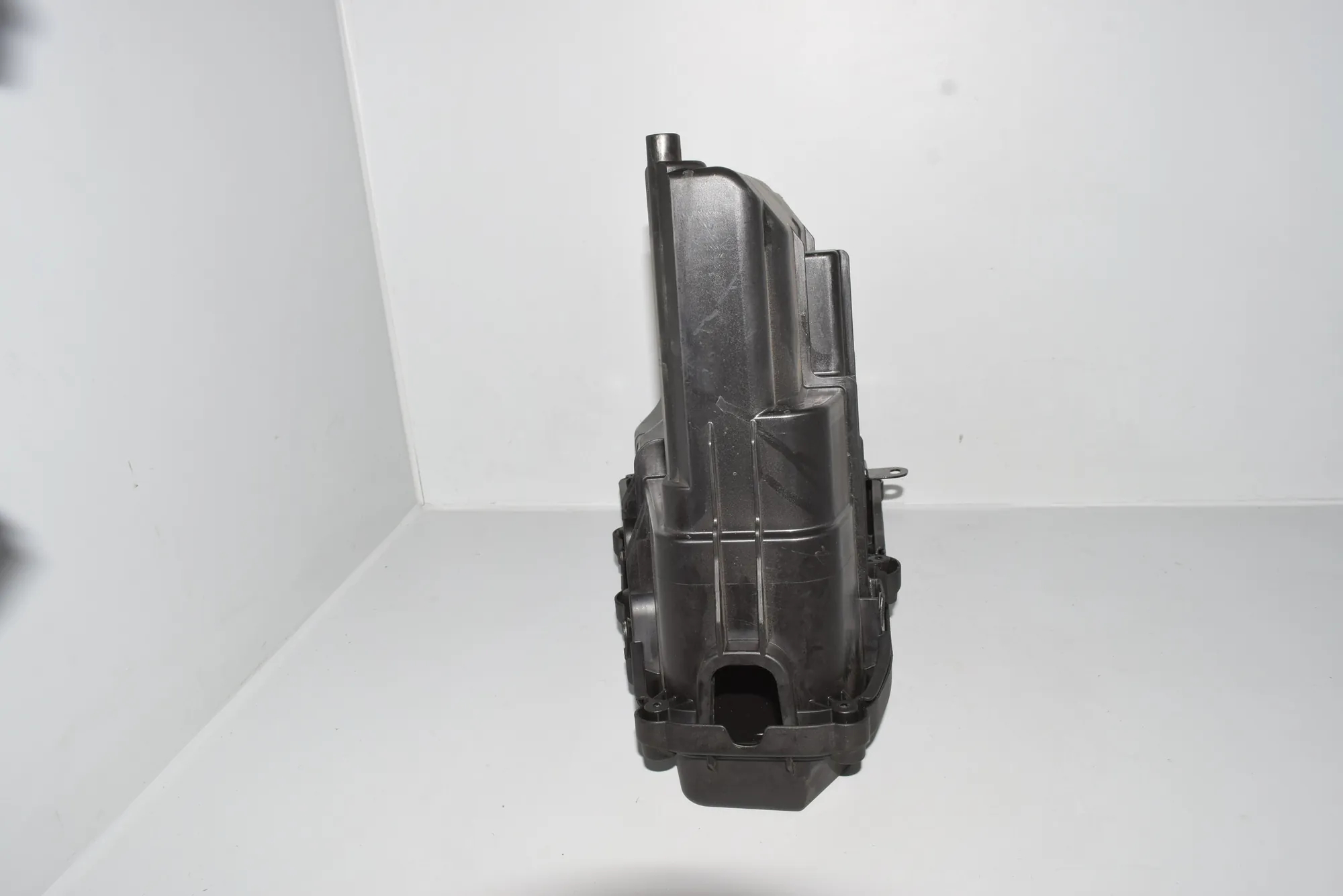 Fuse Box – OEM 8509914 · BMW 3 (F30, F80) 318 d 2015 – 6