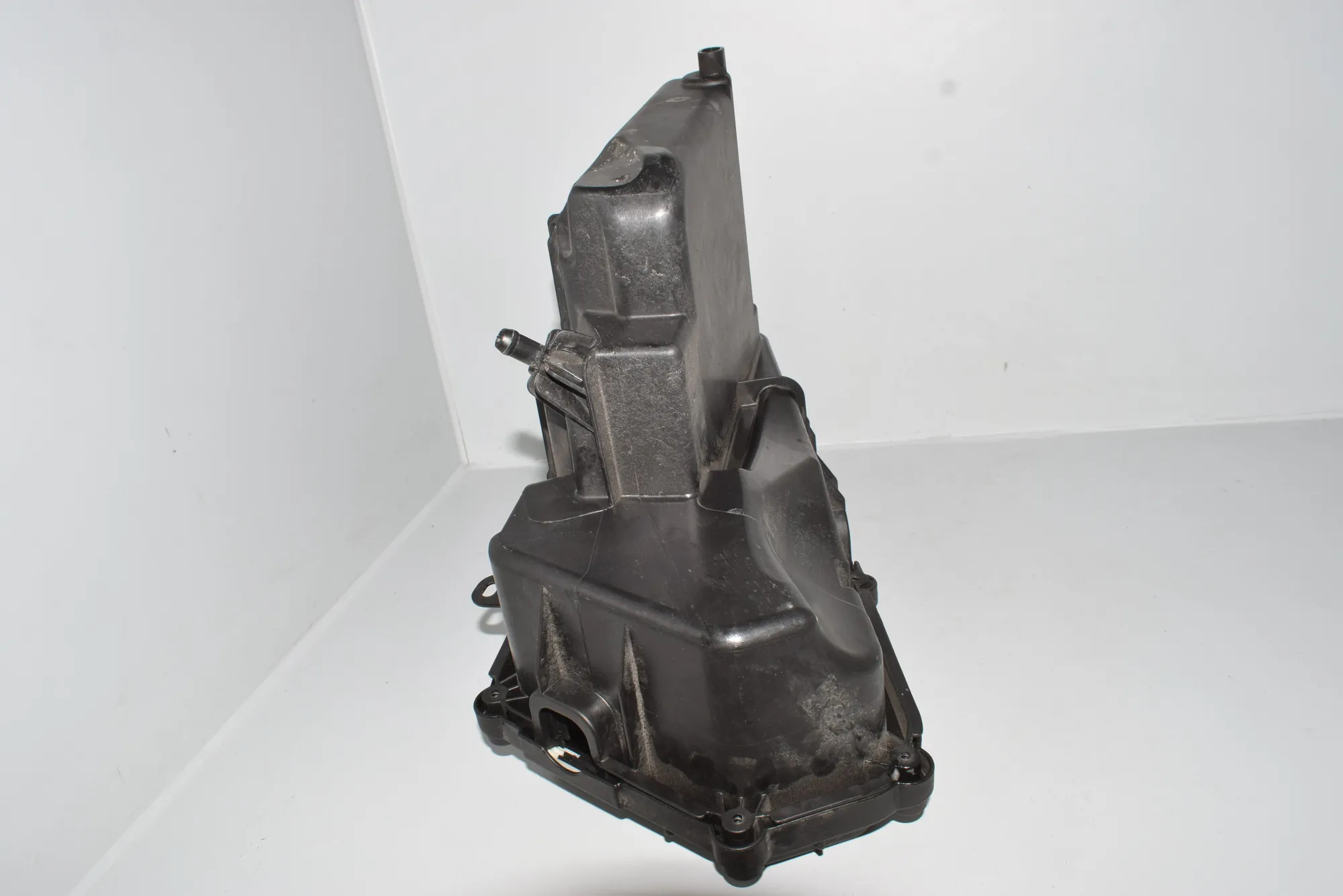 Fuse Box – OEM 8509914 · BMW 3 (F30, F80) 318 d 2015 – 4