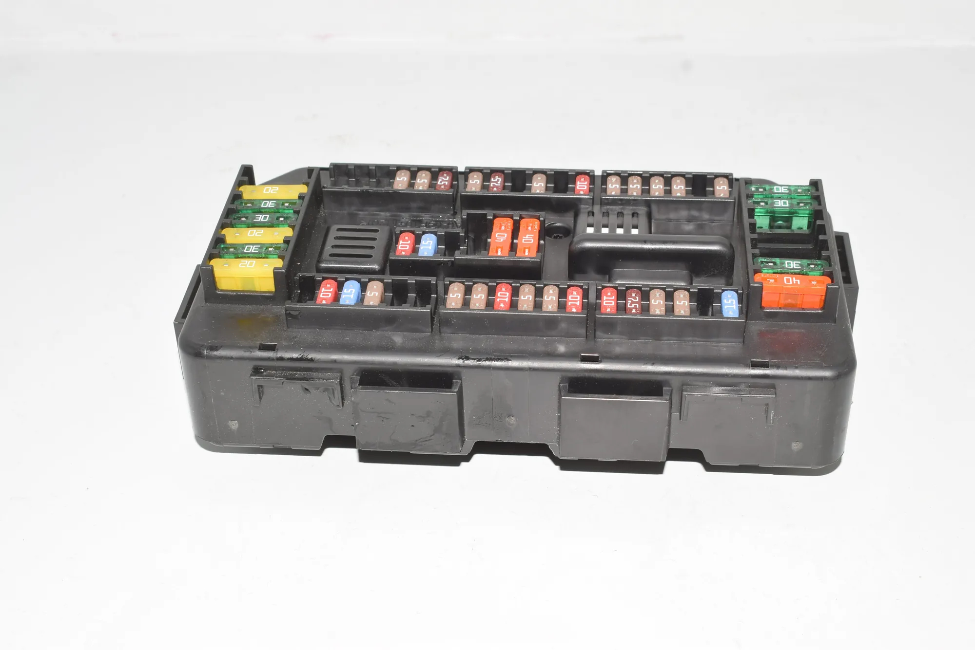Fuse Box – OEM 9337879 · BMW 3 (F30, F80) 318 d 2015 – 4