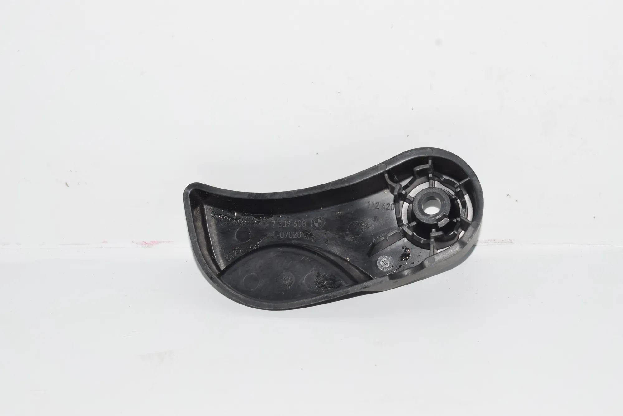 Other Interior Parts – OEM 7309608 · BMW 3 (F30, F80) 318 d 2015 – 5