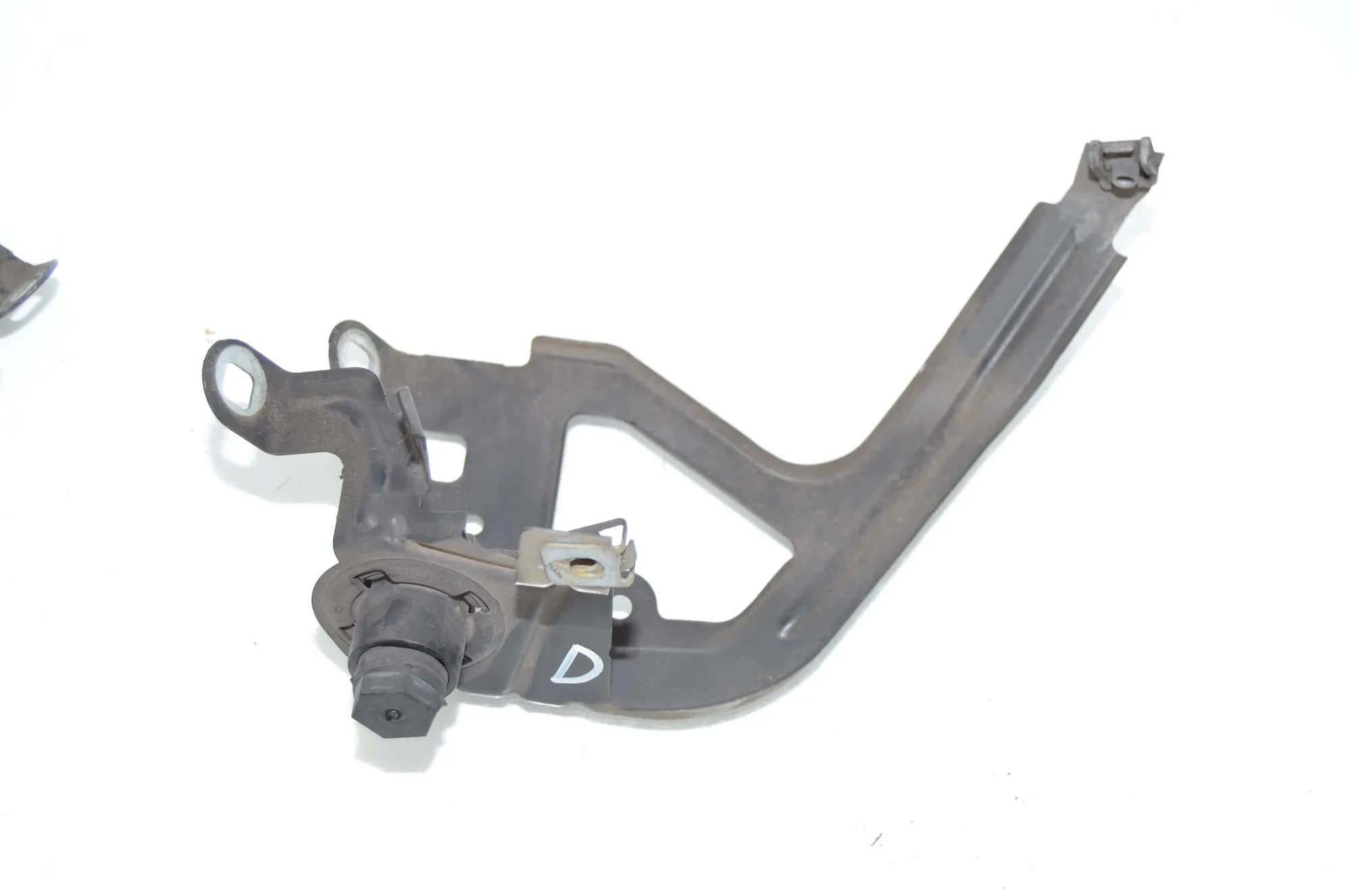 Bracket – OEM 7207209 · BMW 5 (F10) 525 d 2010 – 4