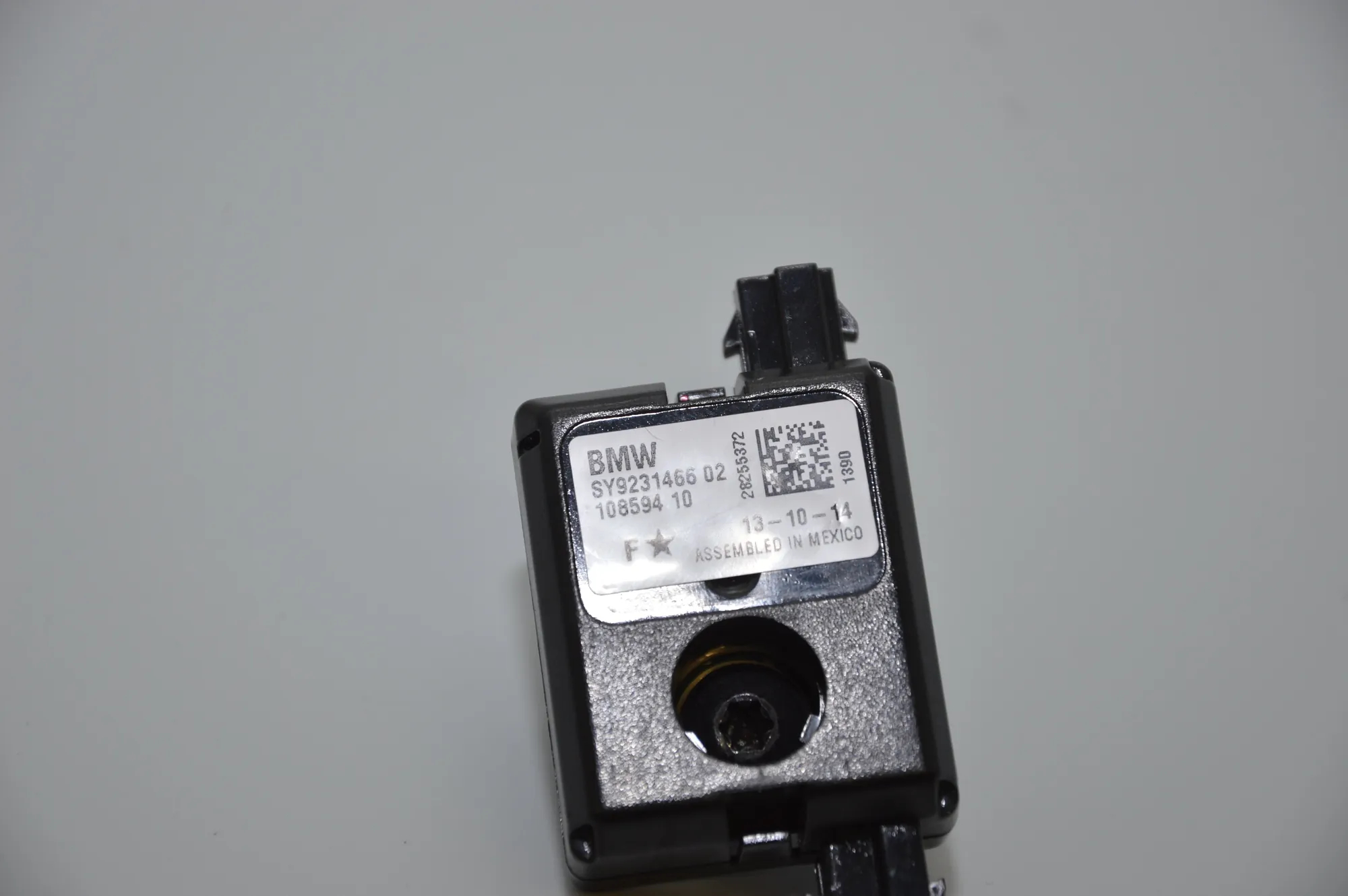 Antenna Amplifier – OEM 9231466 · BMW 3 (F30, F80) 318 d 2015 – 3