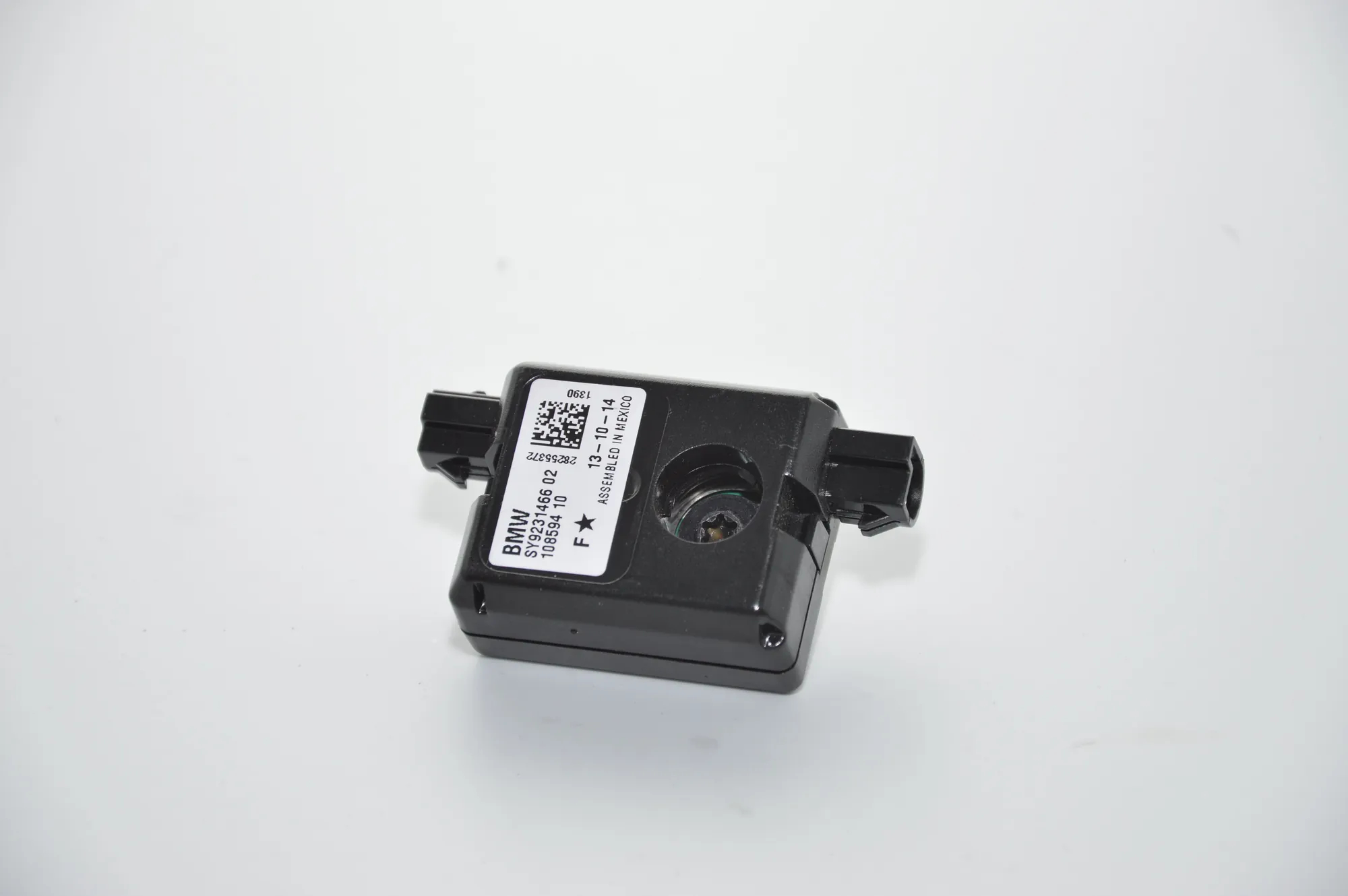 Antenna Amplifier – OEM 9231466 · BMW 3 (F30, F80) 318 d 2015 – 6