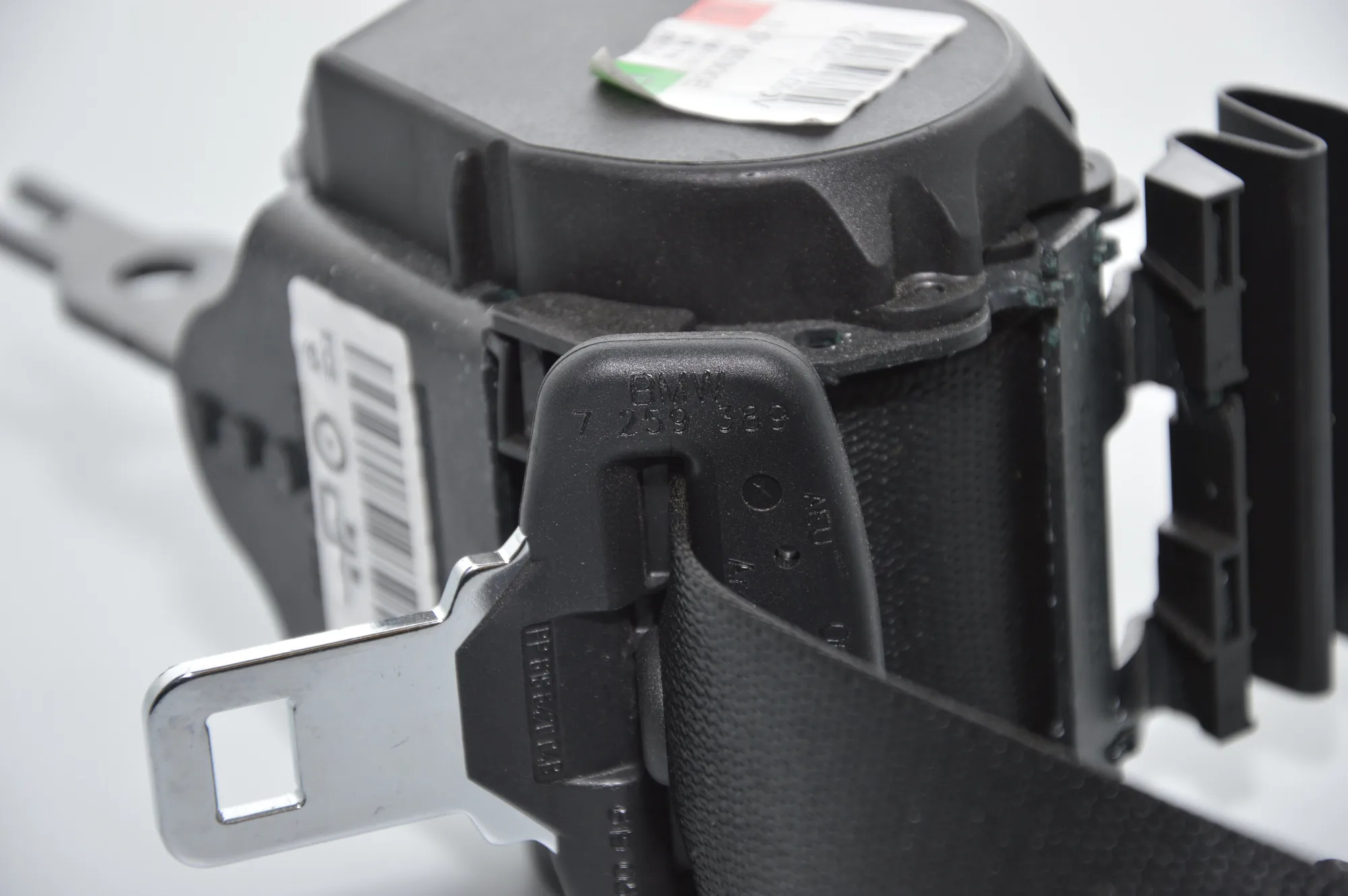 Rear Left Seatbelt – OEM 7259389 · BMW 3 (F30, F80) 318 d 2015 – 5