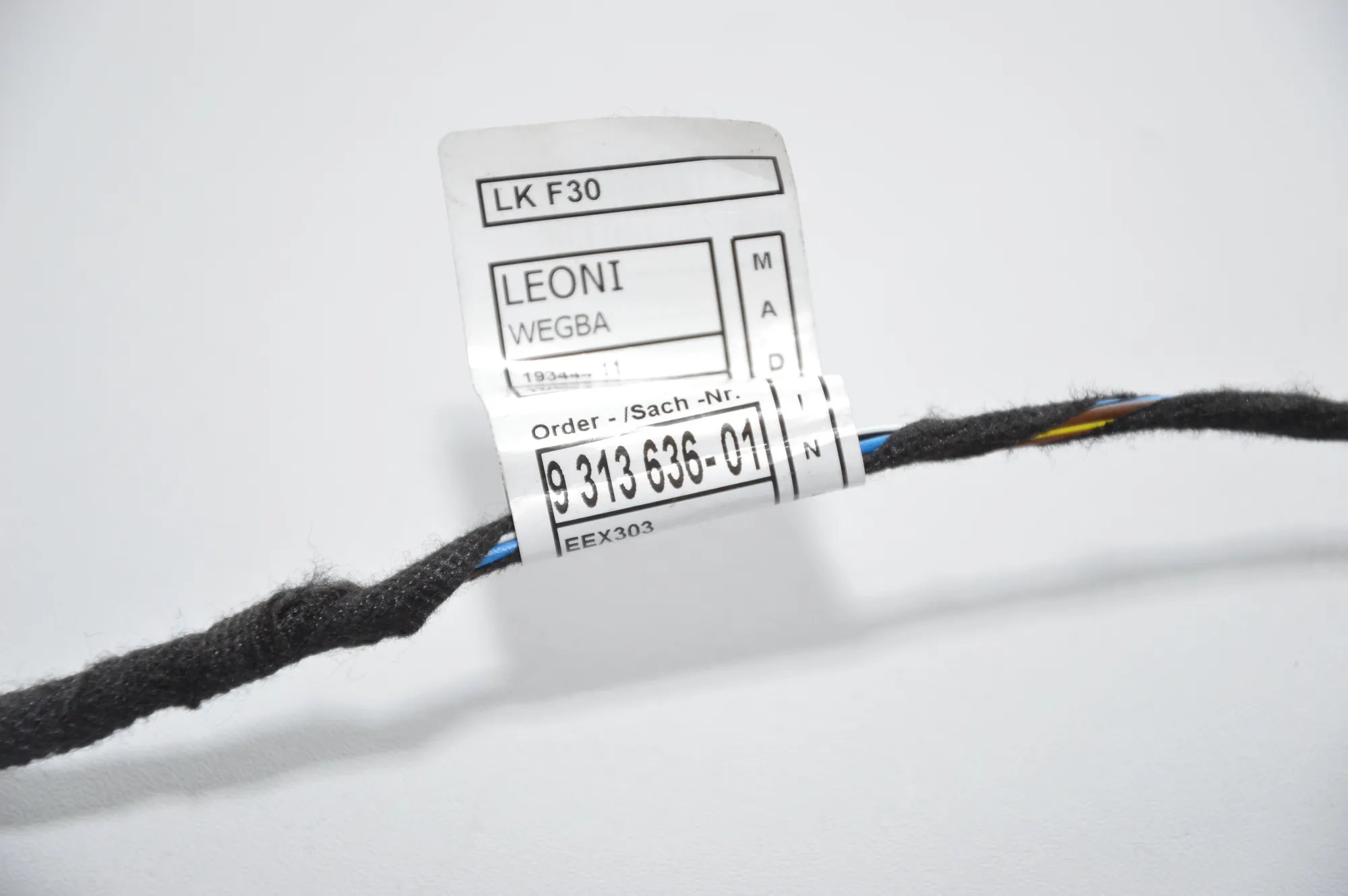 Front Left Door Wiring – OEM 9313636 · BMW 3 (F30, F80) 318 d 2015