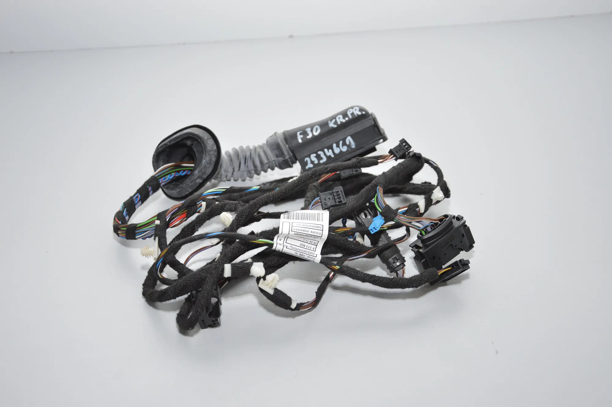 Front Left Door Wiring – OEM 9313636 · BMW 3 (F30, F80) 318 d 2015 – 4
