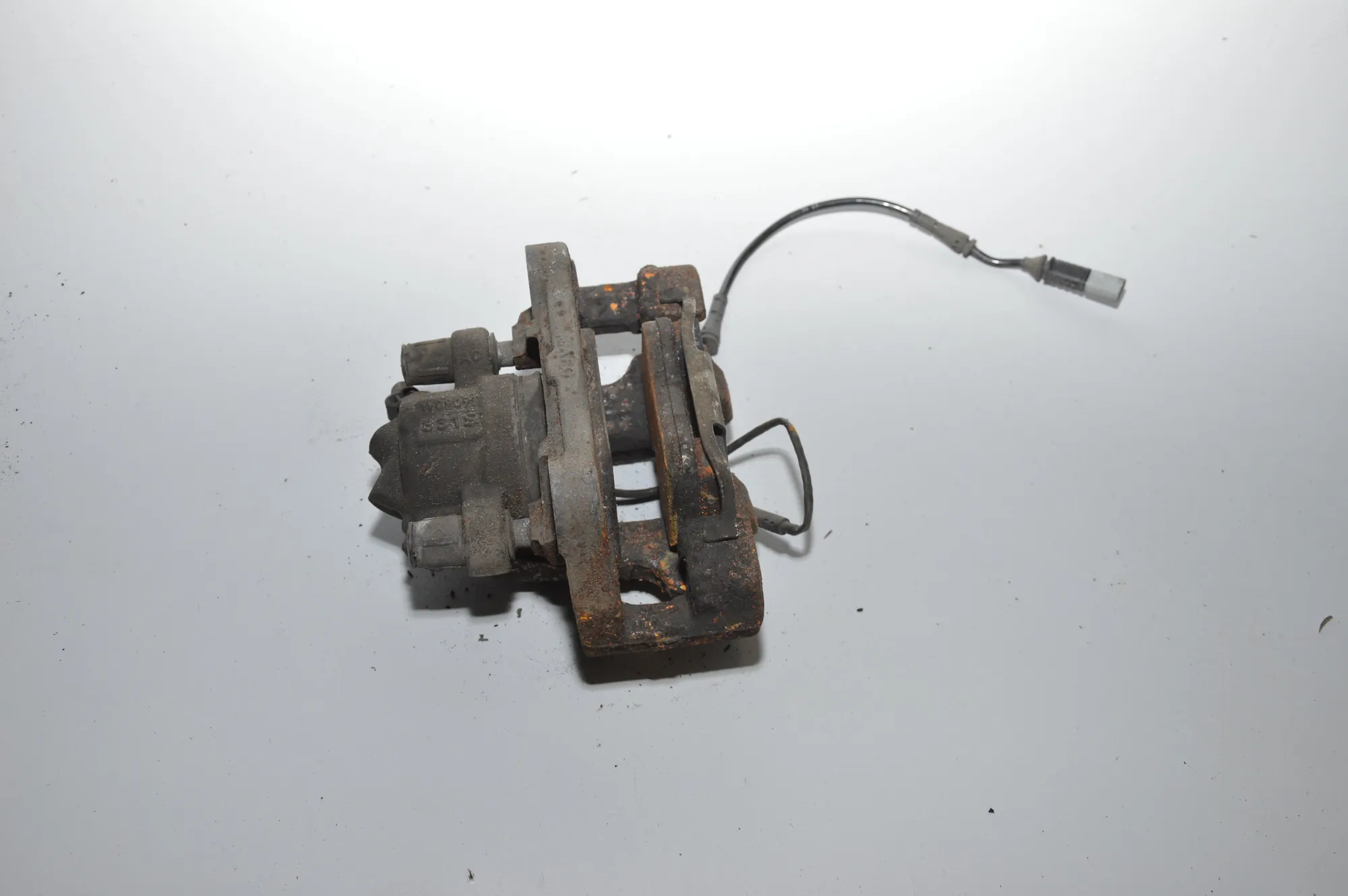Rear Right Brake Caliper – OEM NA · BMW 3 (F30, F80) 318 d 2015 – 3