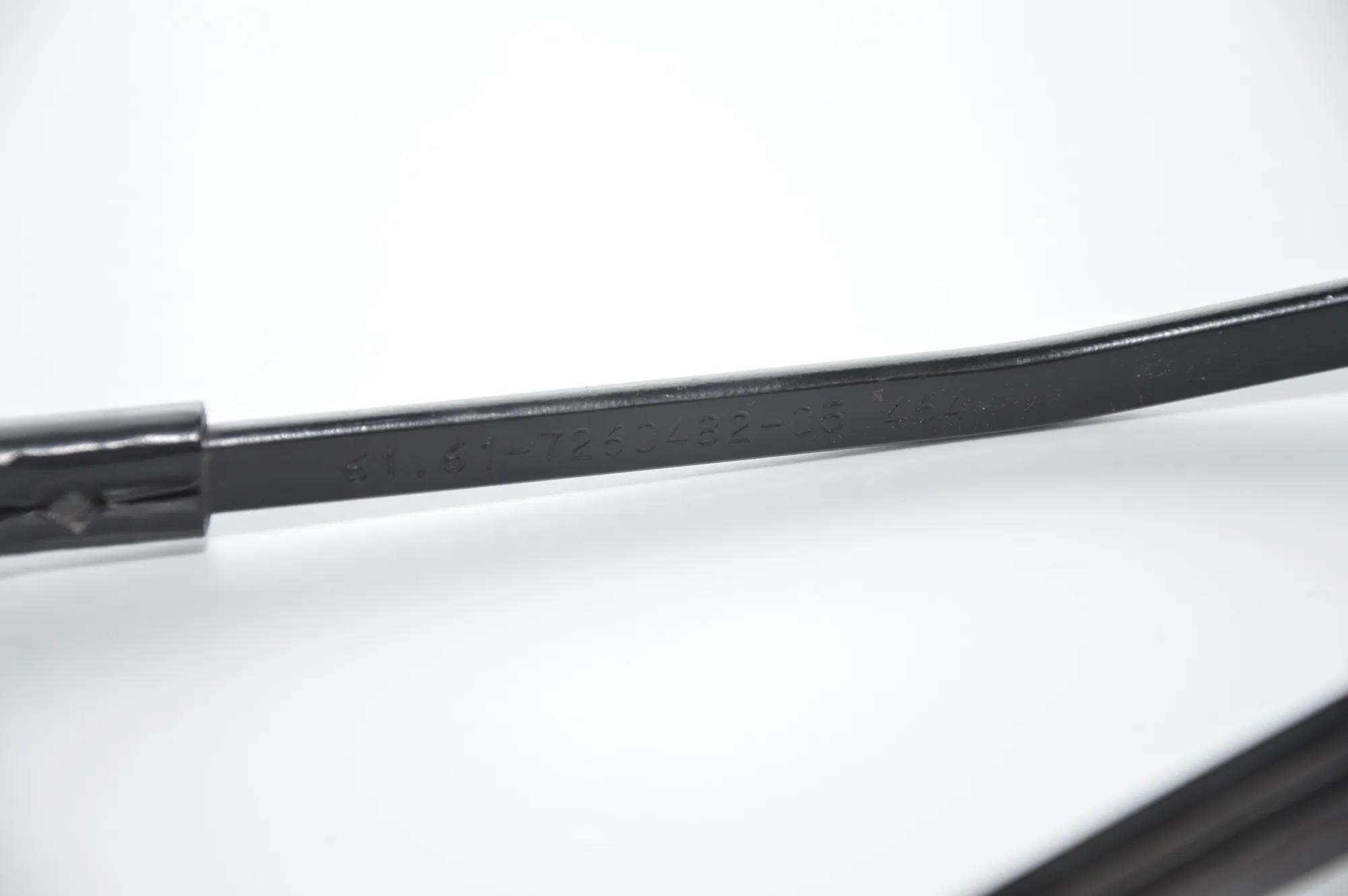 Front Wiper Arms – OEM 7260482 · BMW 3 (F30, F80) 318 d 2015 – 2