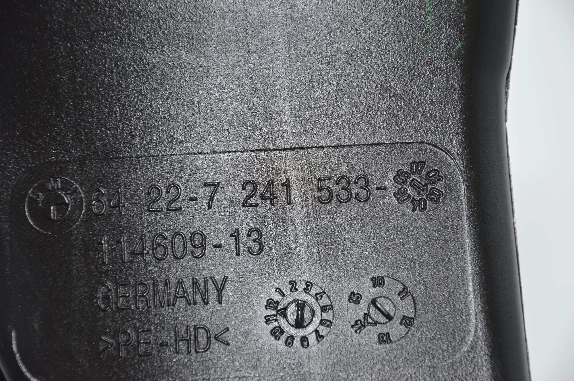 Other Interior Parts – OEM 7241533 · BMW 3 (F30, F80) 318 d 2015 – 6