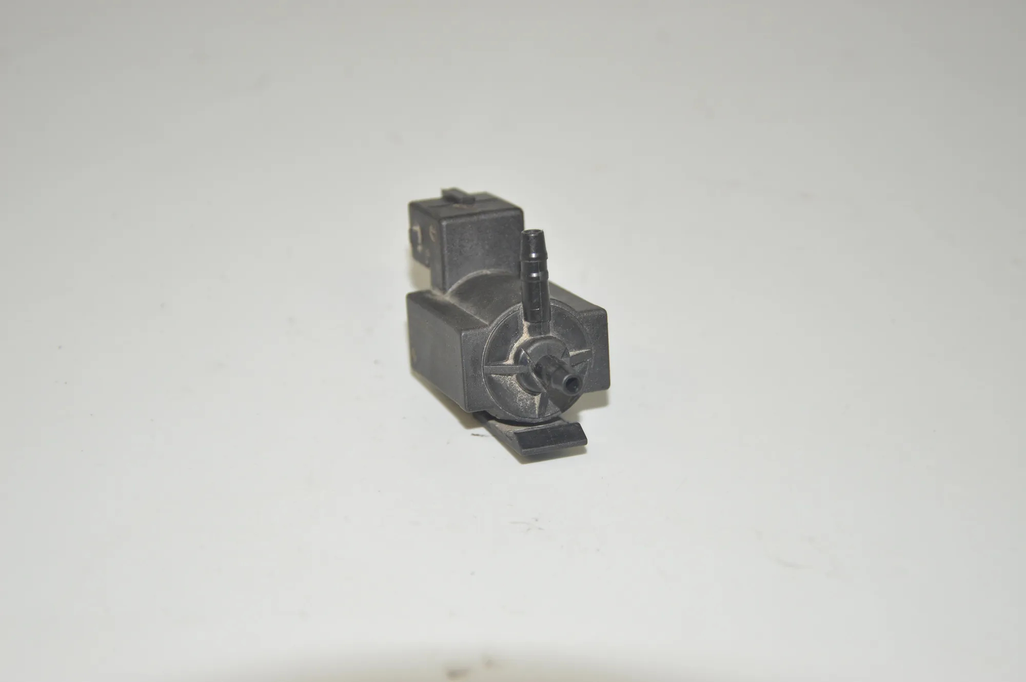 Solenoid Valve – OEM 7810831 · BMW 3 (E90) BMW 3 (E90) 316 d 2010 – 2