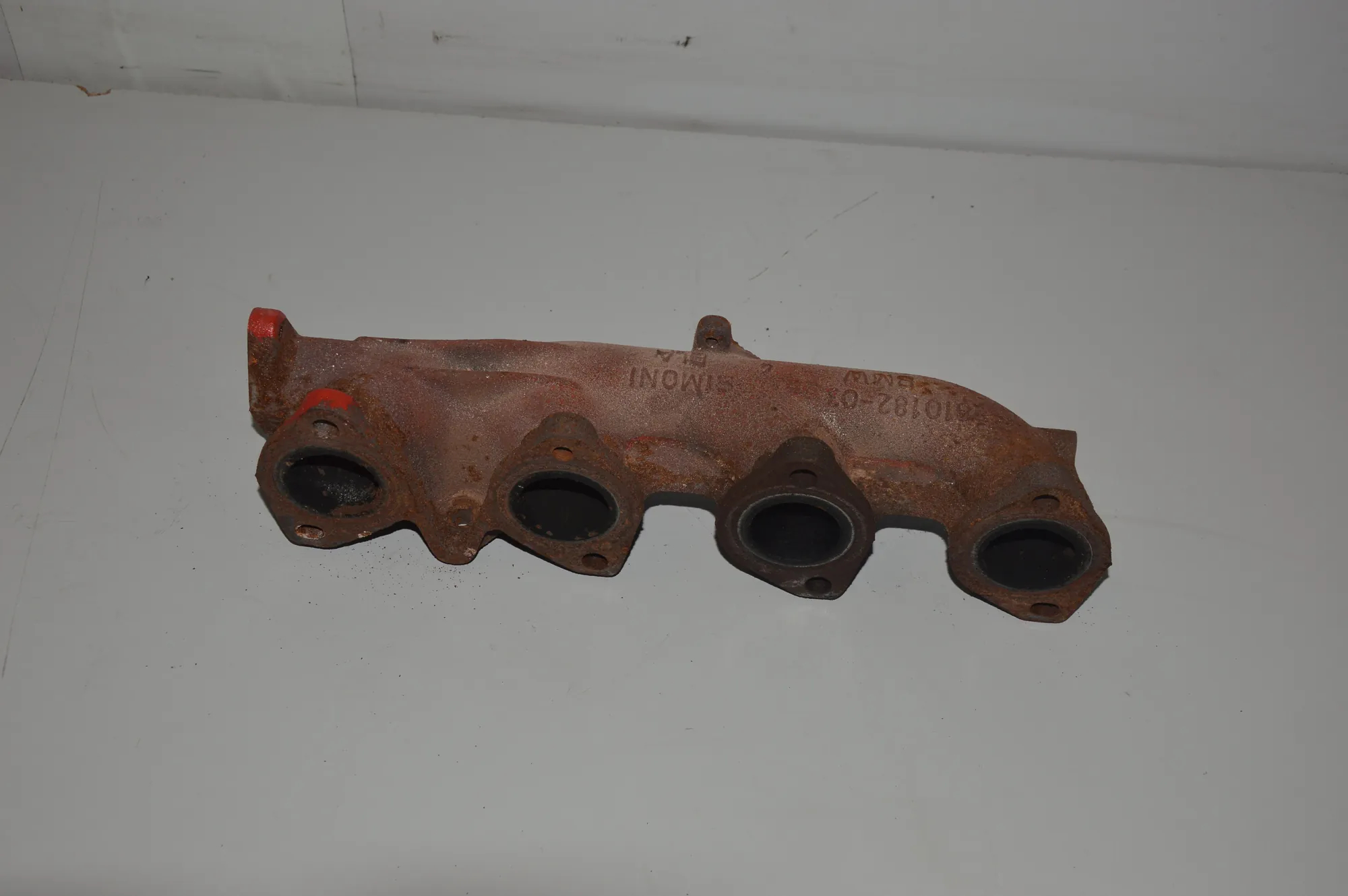Exhaust Manifold – OEM 7810182 · BMW 3 Touring (E91) BMW 3 Touring (E91) 318 i 2010