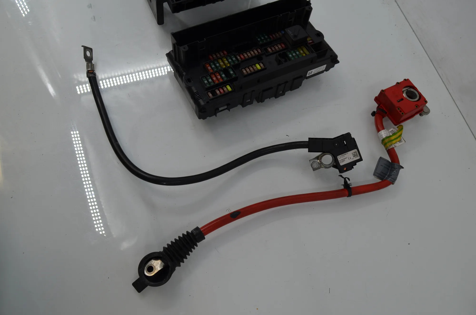 Fuse Box – OEM 9210857 · BMW 5 (F10) 525 d 2010 – 3