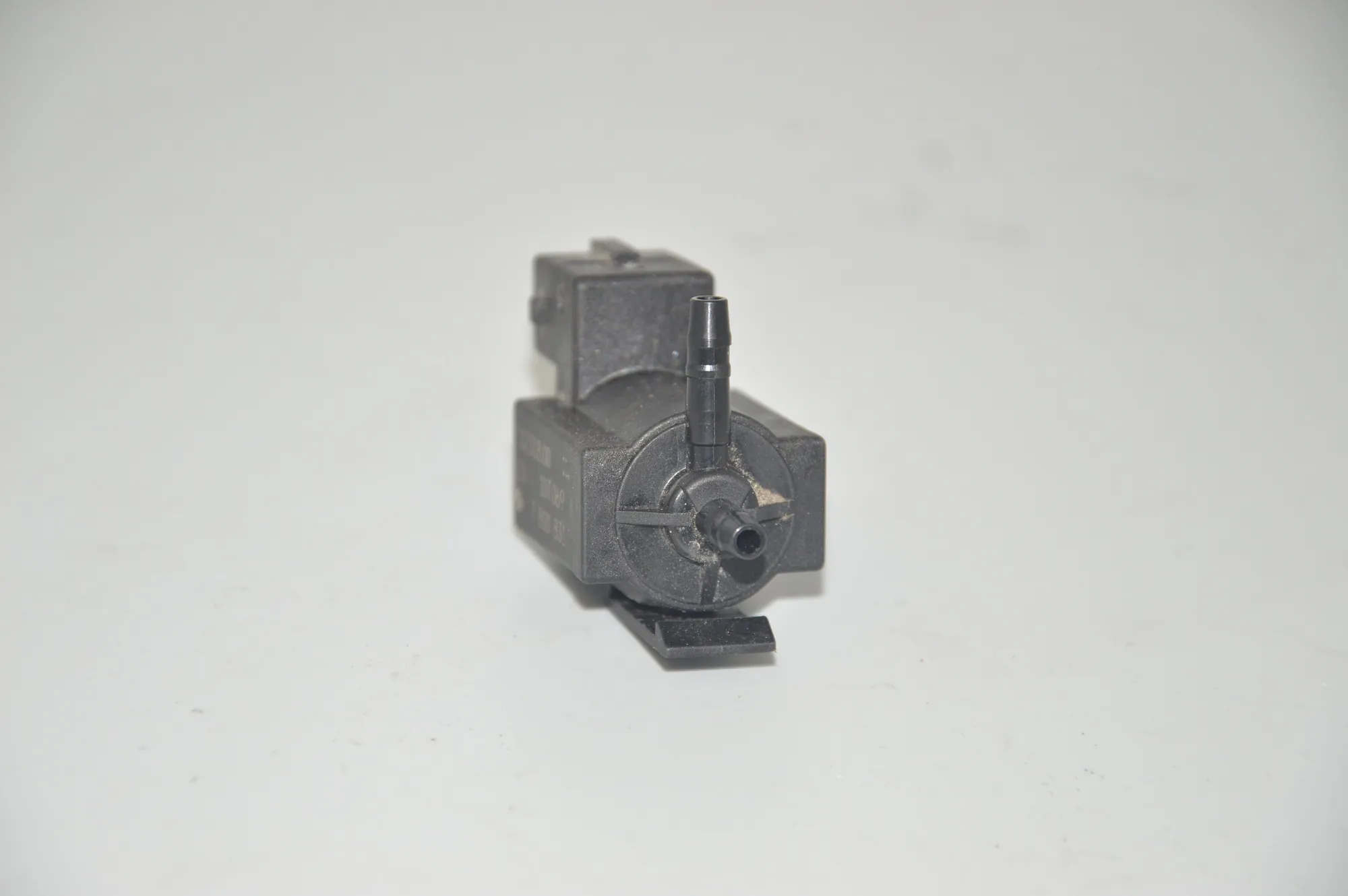 Solenoid Valve – OEM 7810831 · BMW 3 Touring (E91) BMW 3 Touring (E91) 318 i 2010 – 2