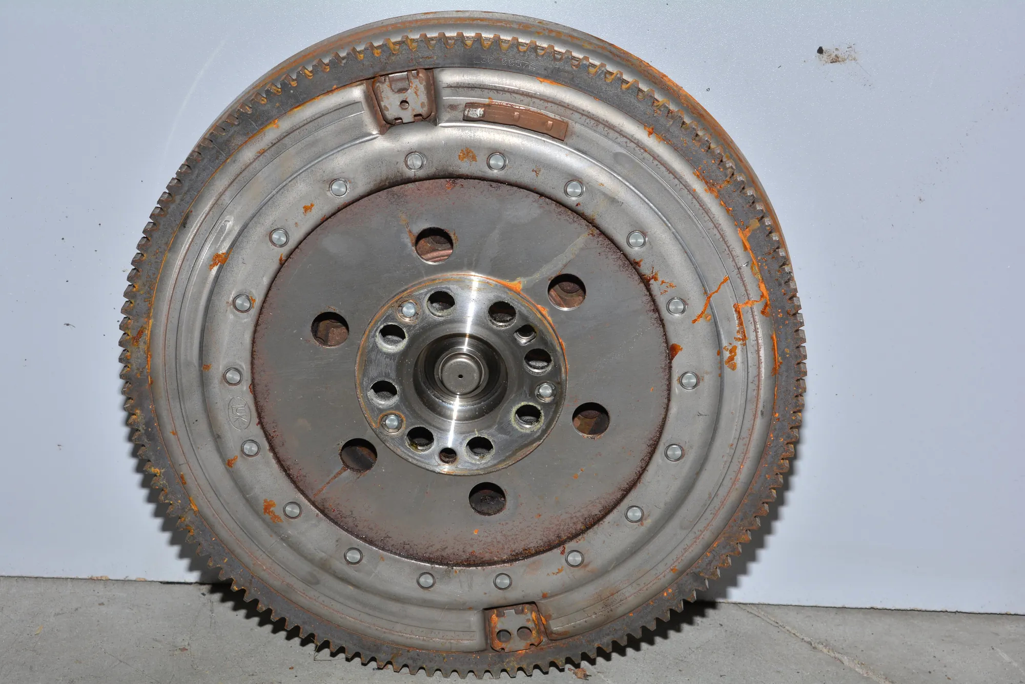 Flywheel – OEM 000000 · BMW 3 Touring (E91) BMW 3 Touring (E91) 318 i 2010 – 3