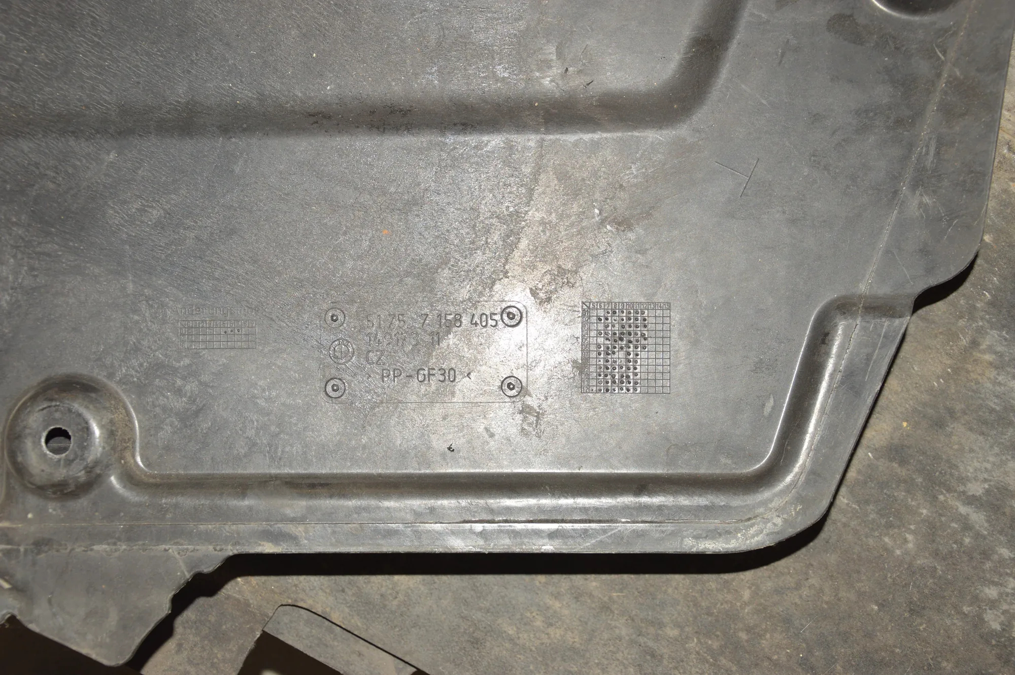 Other Underbody Cover – OEM 7158405 · BMW X5 (E70) BMW X5 (E70) 2011 – 3