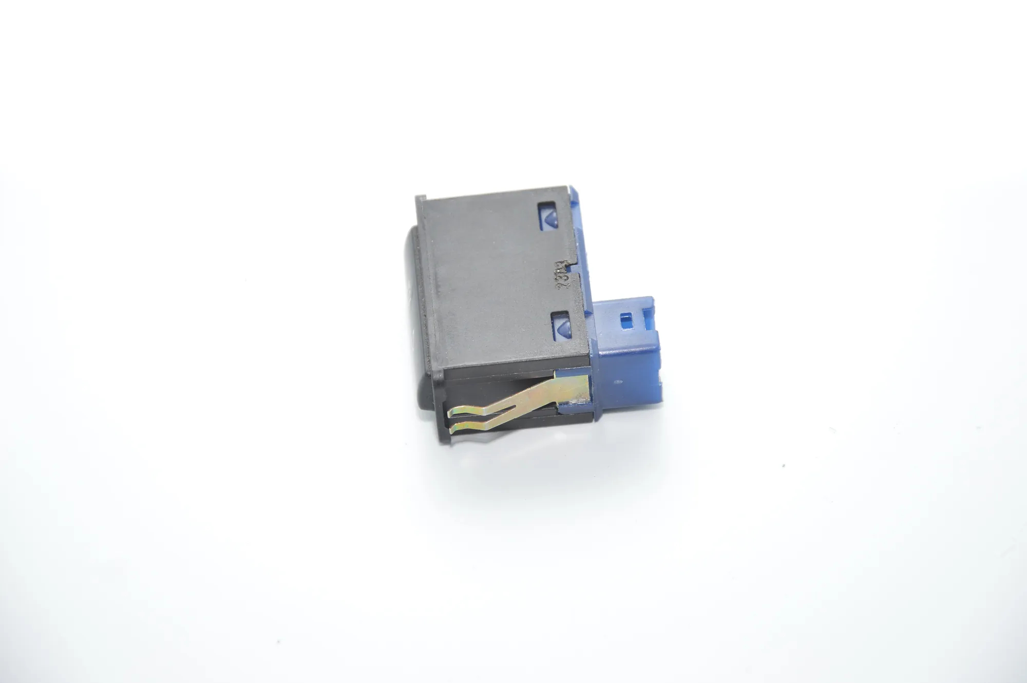 Switches – OEM 8368345 · BMW X5 (E53) 4.6 is 2003 – 5