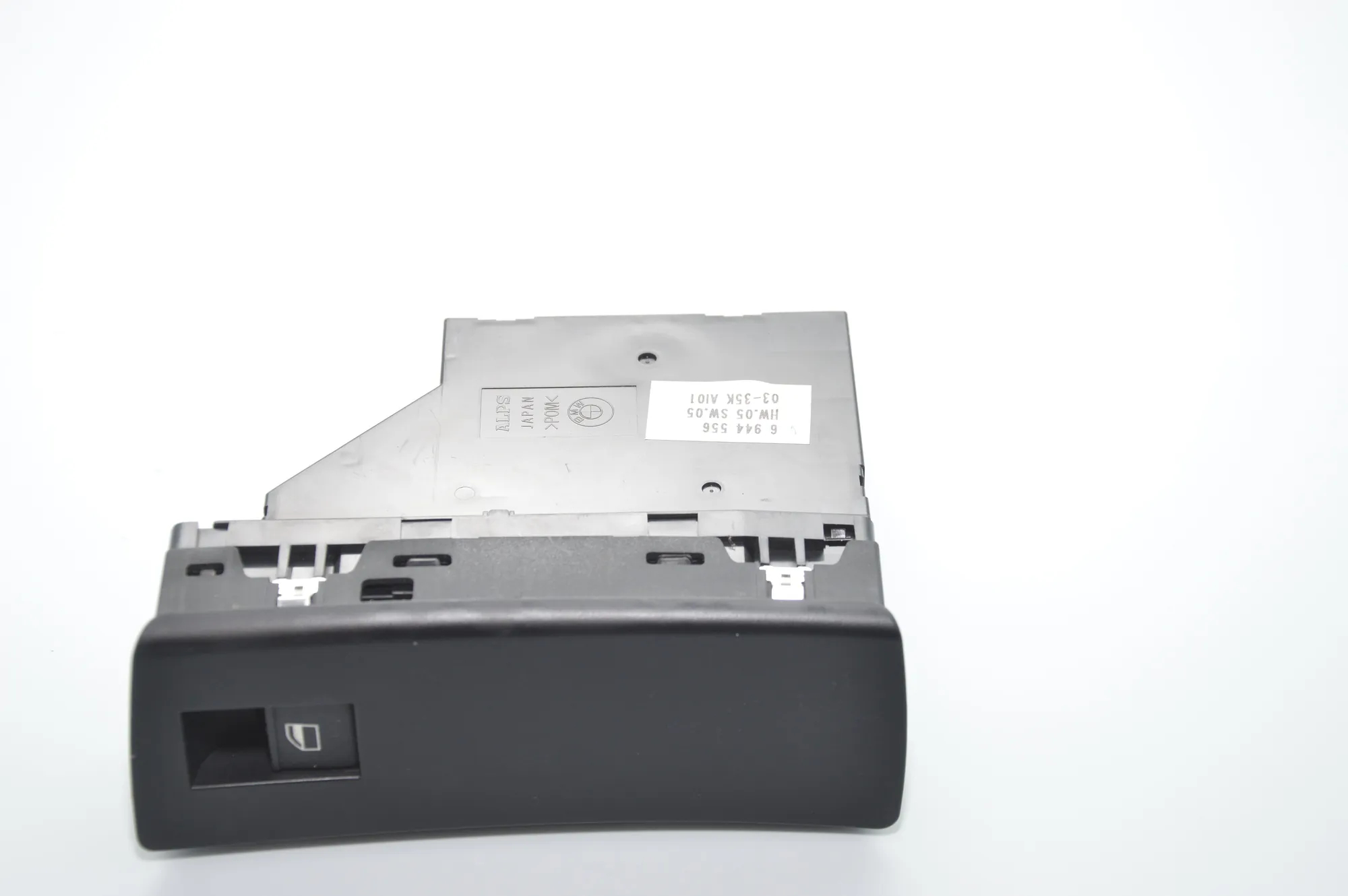 Front Left Door Window Switch – OEM 6944556 · BMW X5 (E53) 4.6 is 2003 – 4