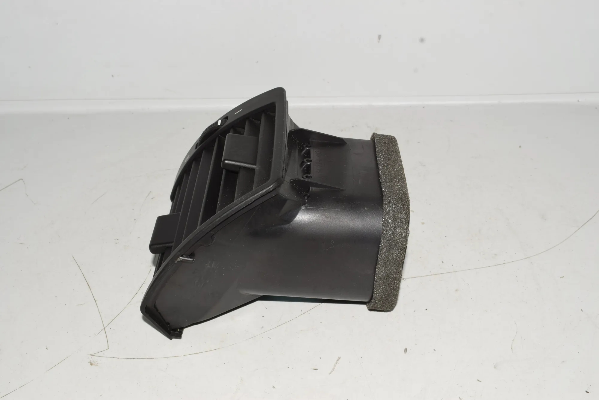 Dashboard Air Vents – OEM 8402216 · BMW X5 (E53) 3.0 i 2005 – 2