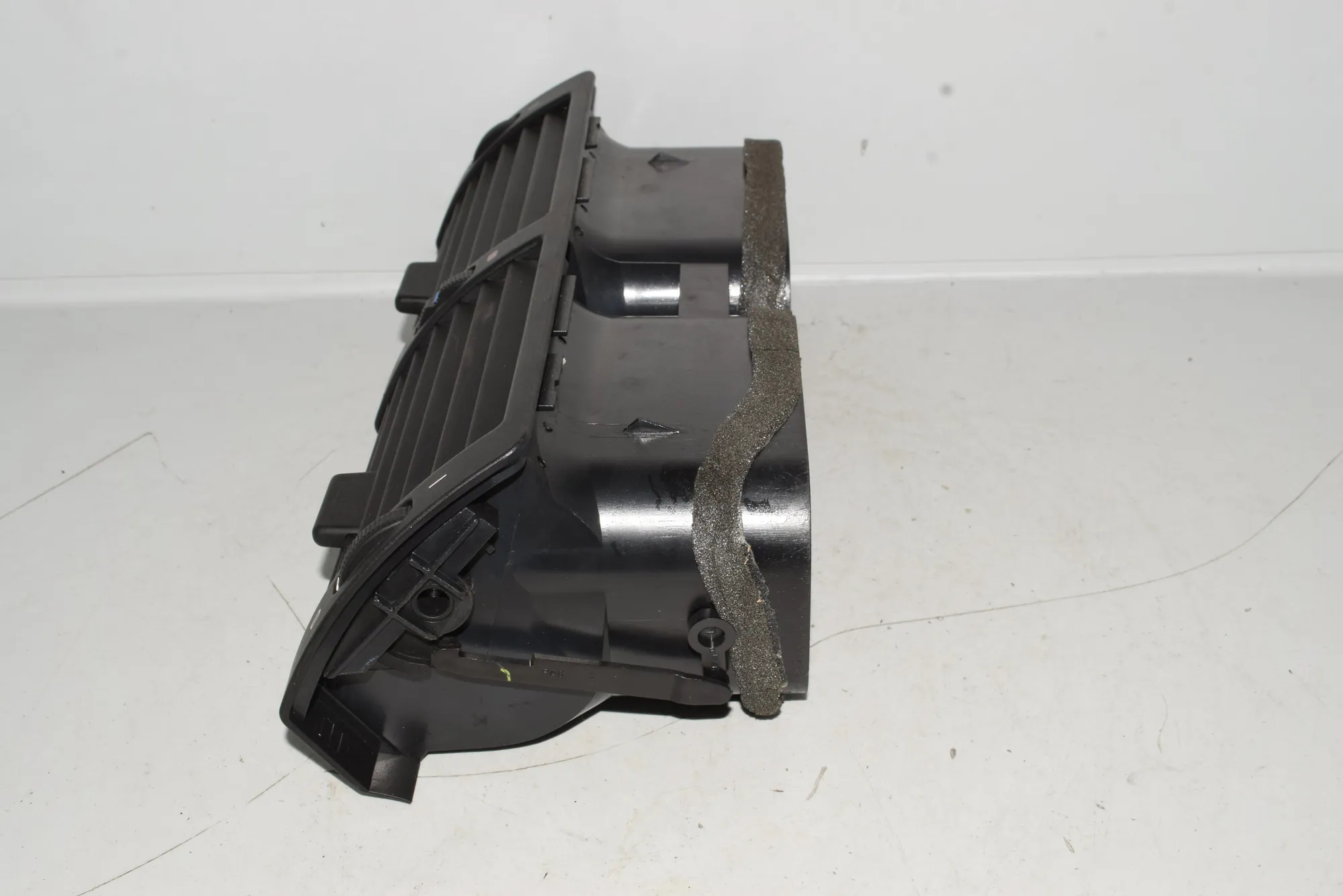 Dashboard Air Vents – OEM 8402221 · BMW X5 (E53) 3.0 i 2005