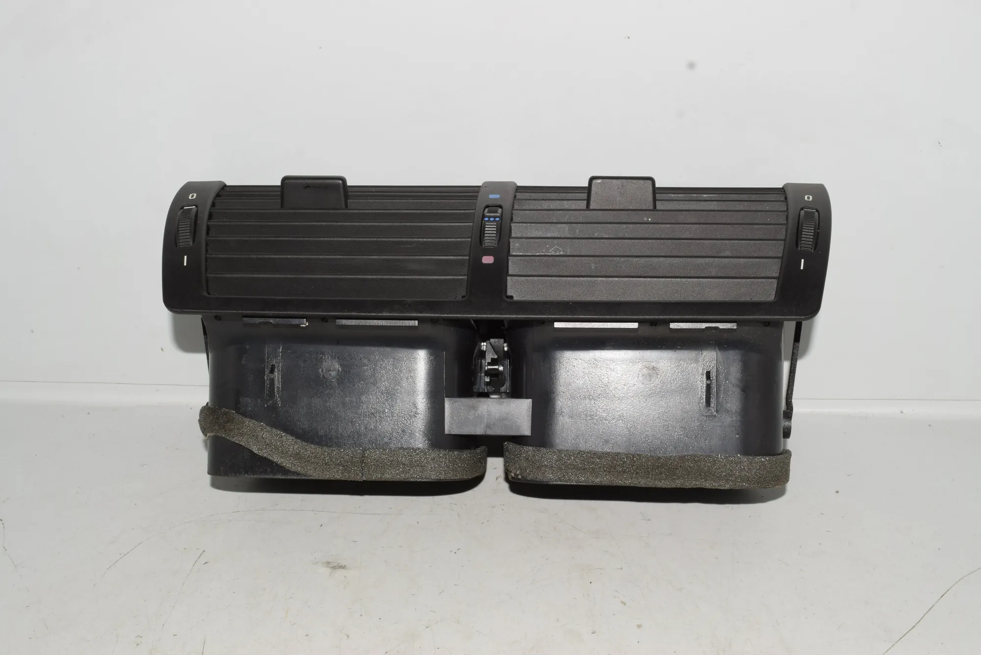 Dashboard Air Vents – OEM 8402221 · BMW X5 (E53) 3.0 i 2005 – 4