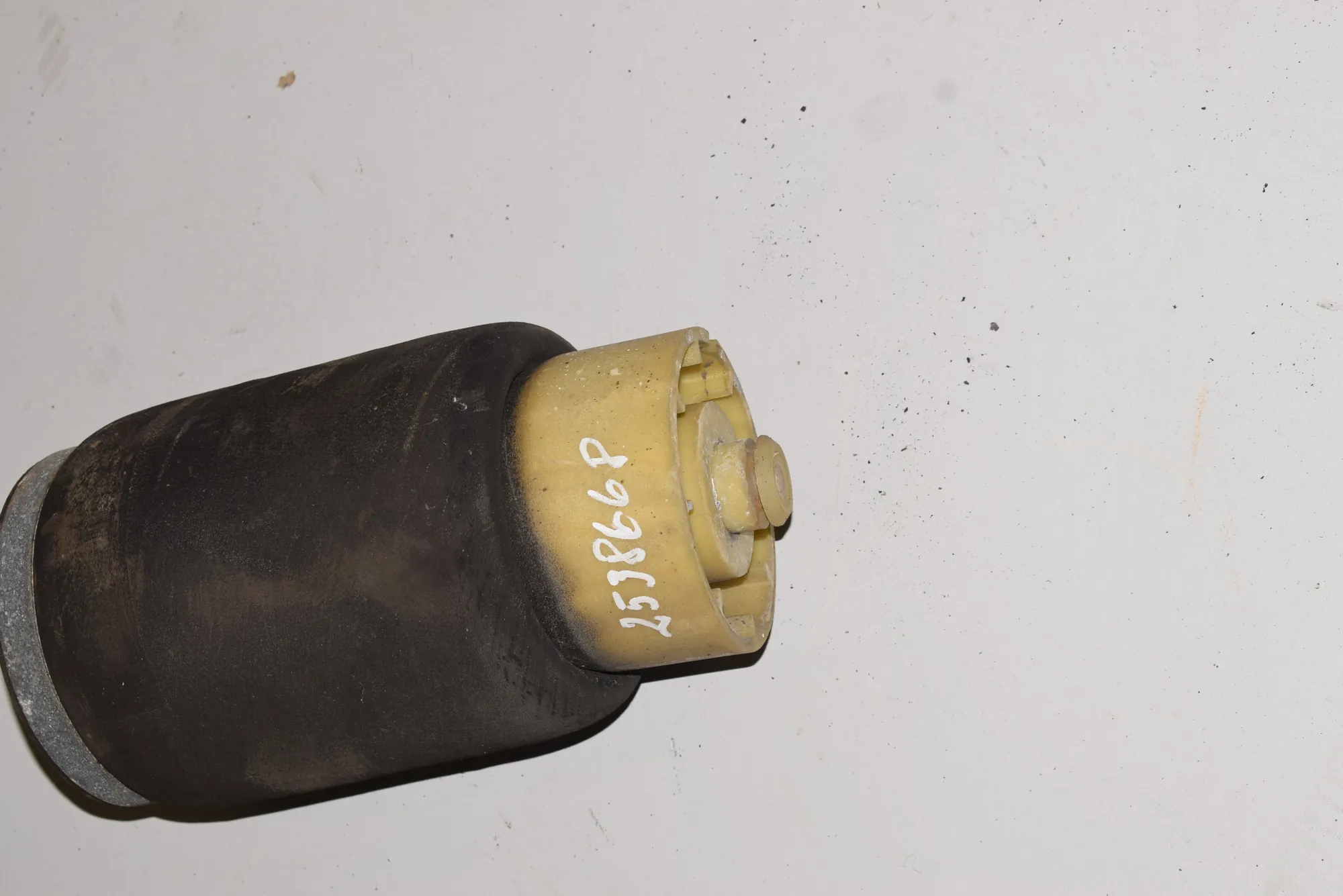 Rear Right Air Suspension Spring Bag – OEM 6750356 · BMW X5 (E53) 3.0 i 2005 – 4