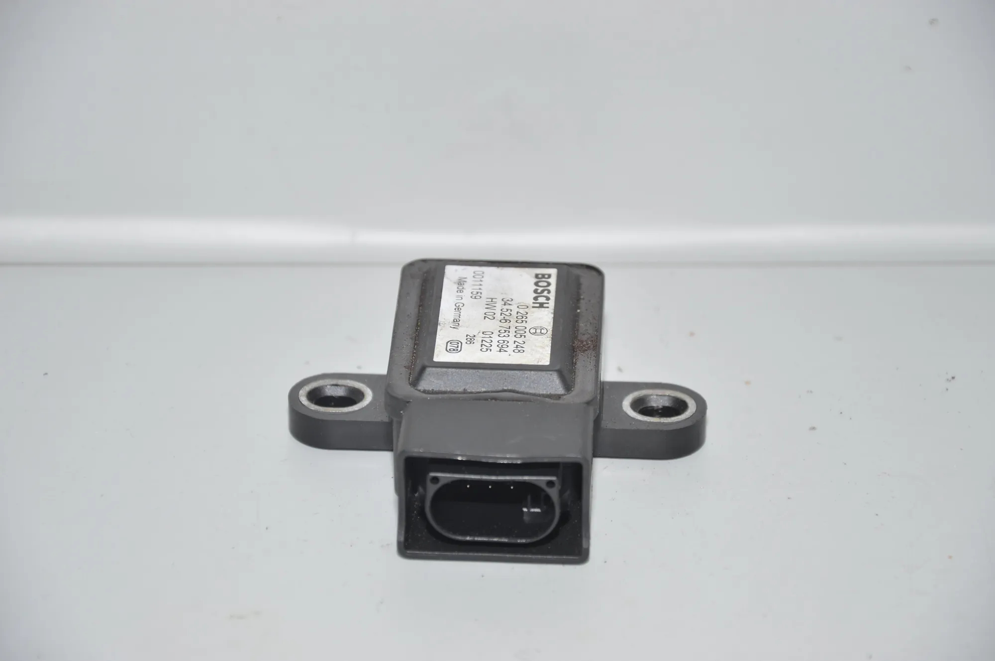 Acceleration Sensor – OEM 6753694 · BMW 5 (E39) 530 i 2001 – 5