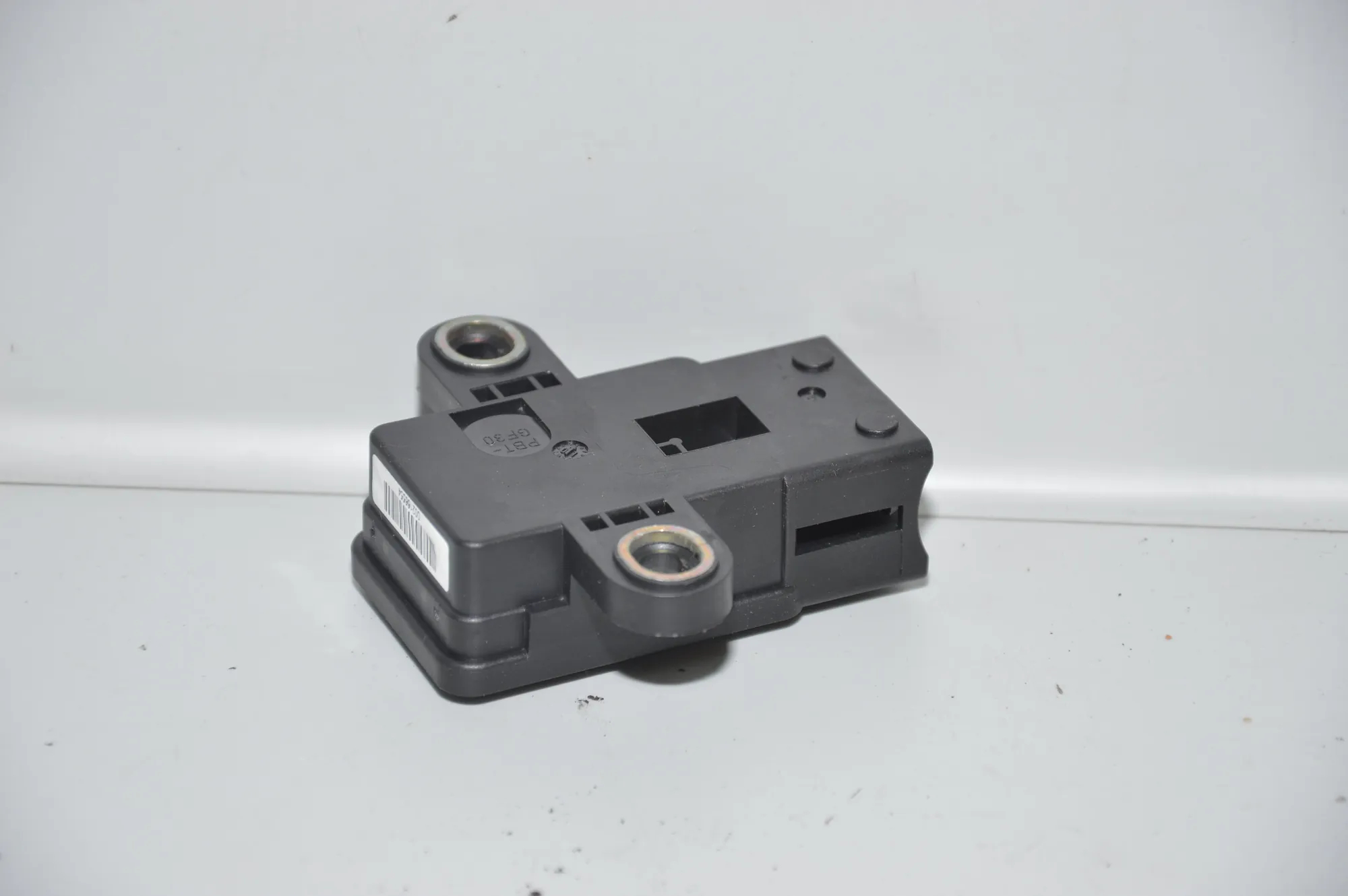 Acceleration Sensor – OEM 6753694 · BMW 5 (E39) 530 i 2001 – 3