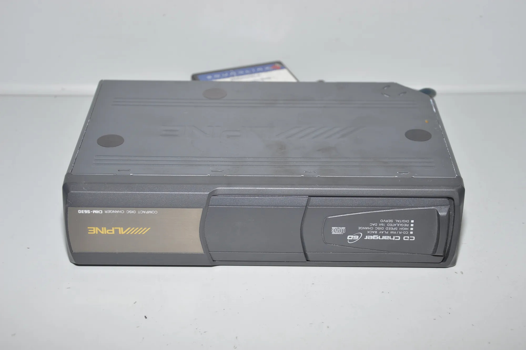CD Changer – OEM NA · BMW 5 (E39) 530 i 2001