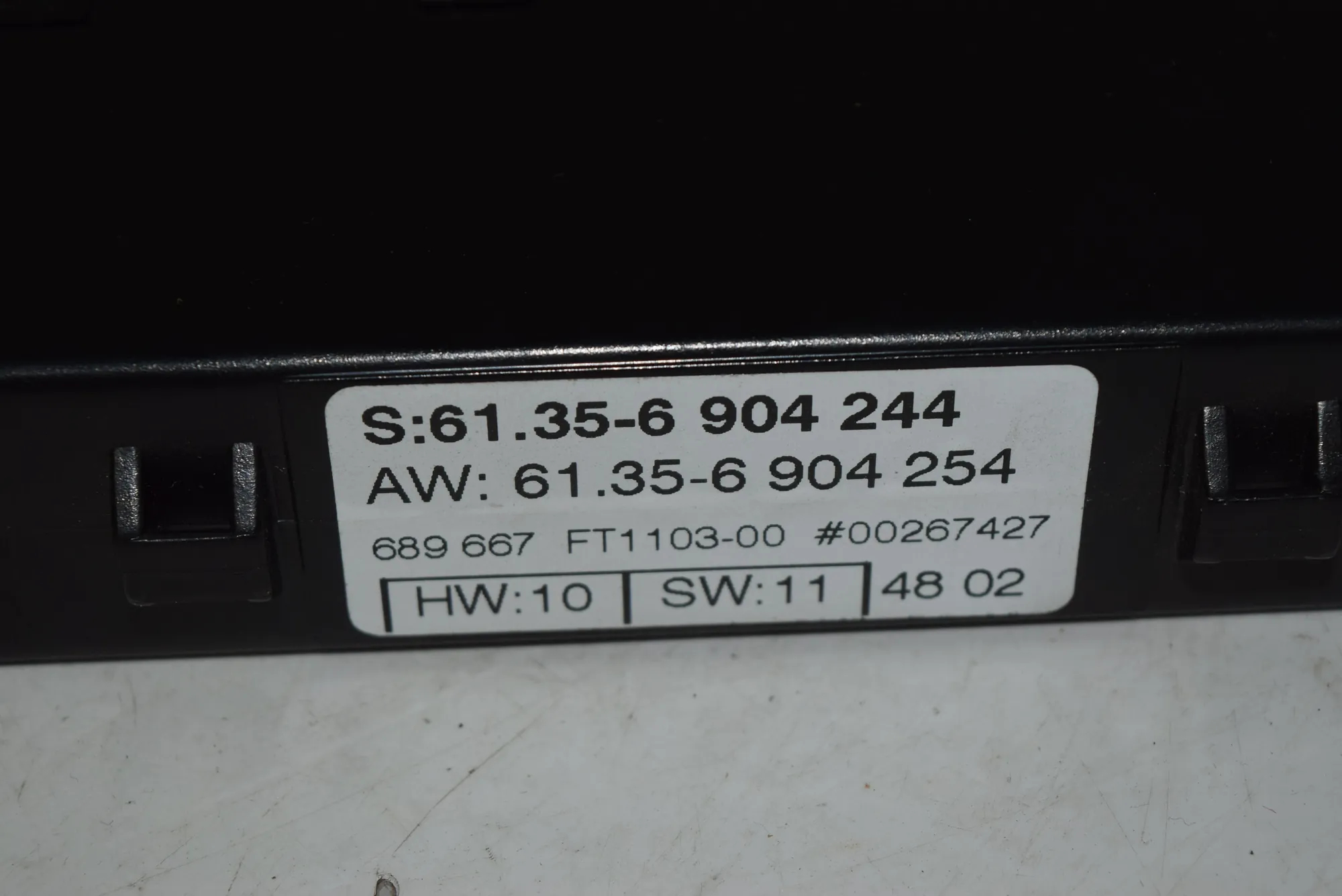Front Left Door Control Unit – OEM 6904244 · BMW 5 (E39) 525 d 2003 – 6