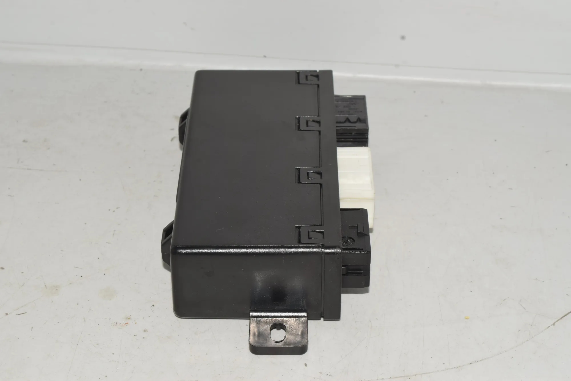 Front Left Door Control Unit – OEM 6904244 · BMW 5 (E39) 525 d 2003 – 4