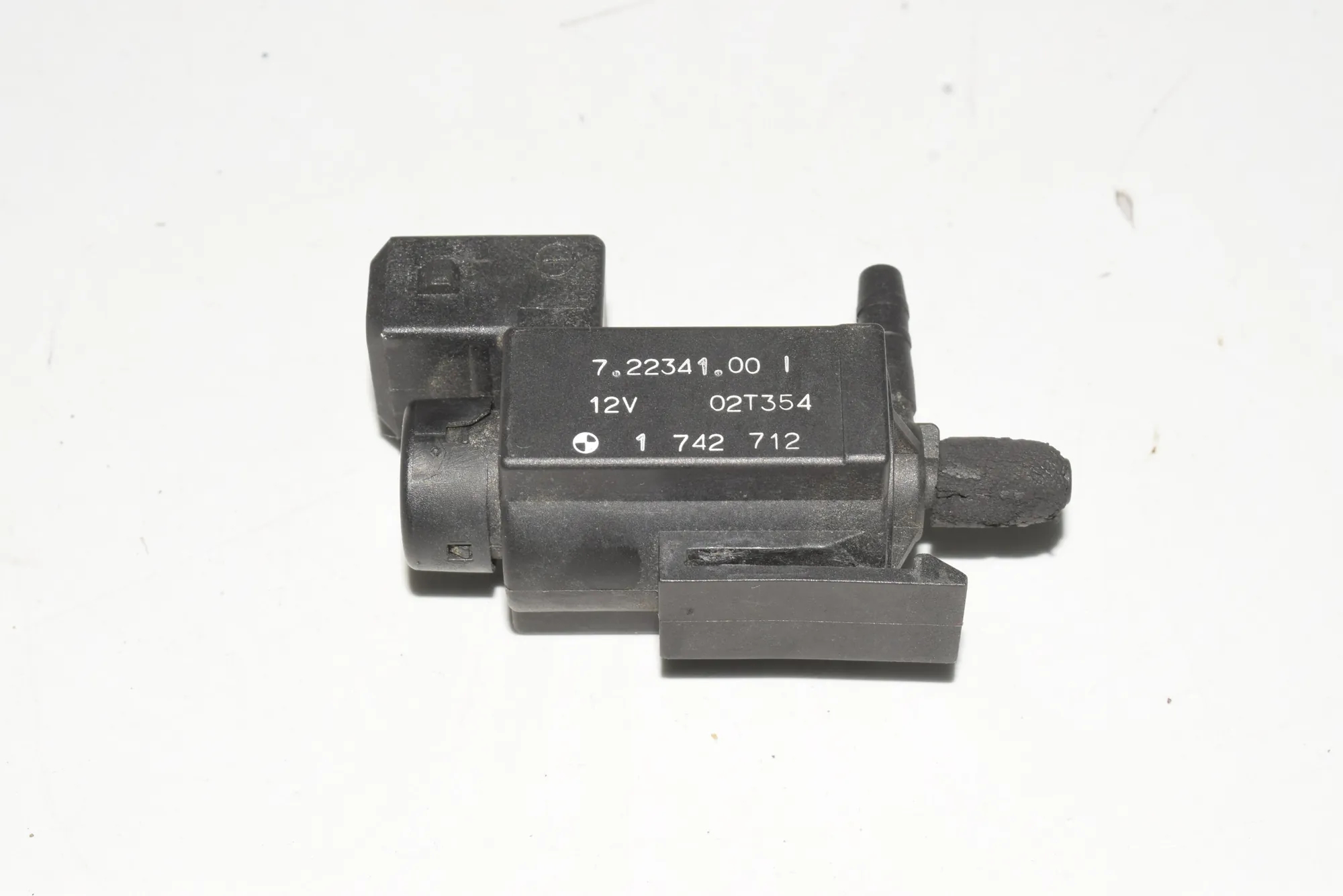 Solenoid Valve – OEM 1742712 · BMW 5 (E39) 525 d 2003 – 6
