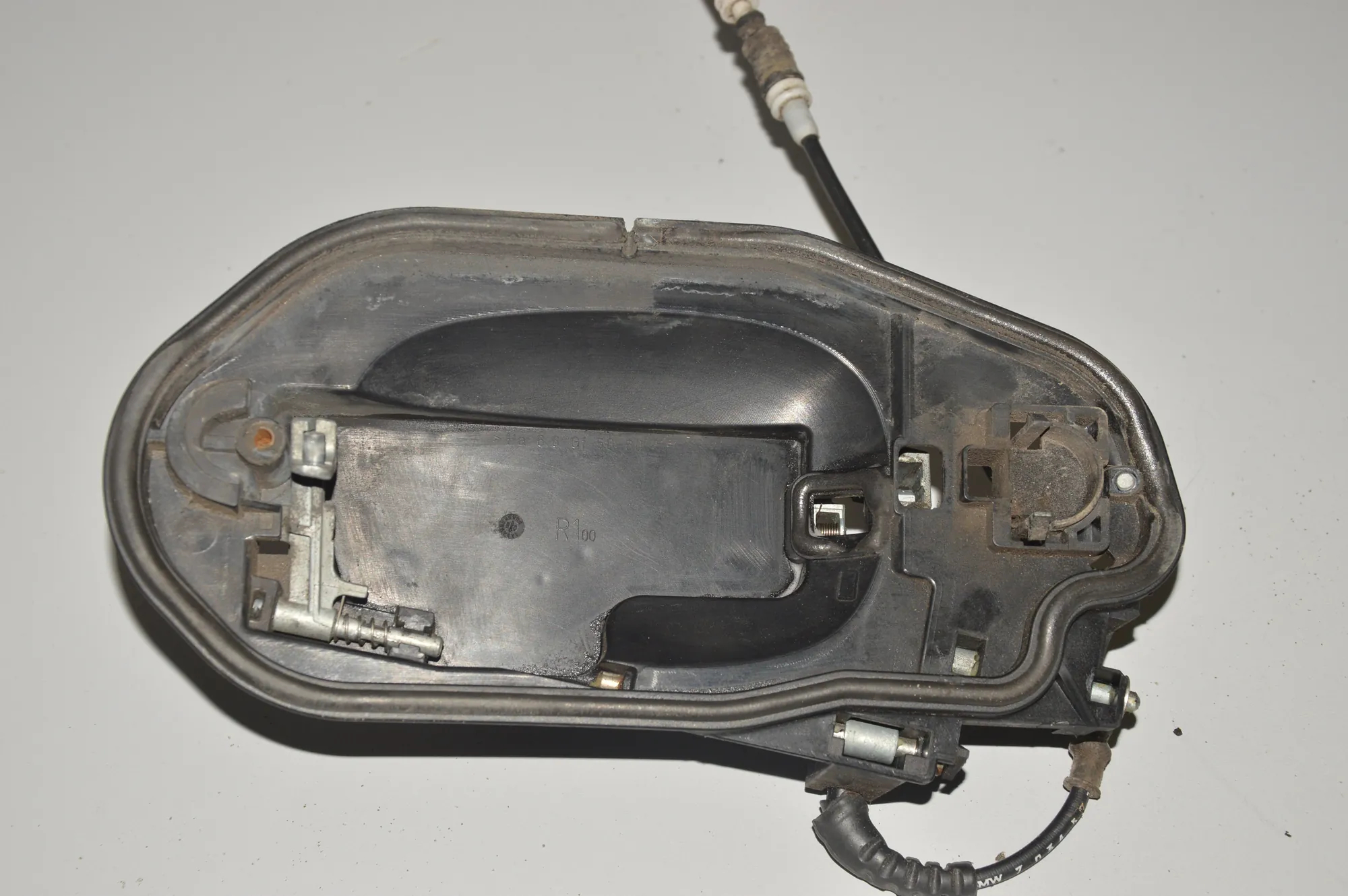 Rear Right Door Interior Handle Frame – OEM 7199556 · BMW 5 (E60) 520 d 2008