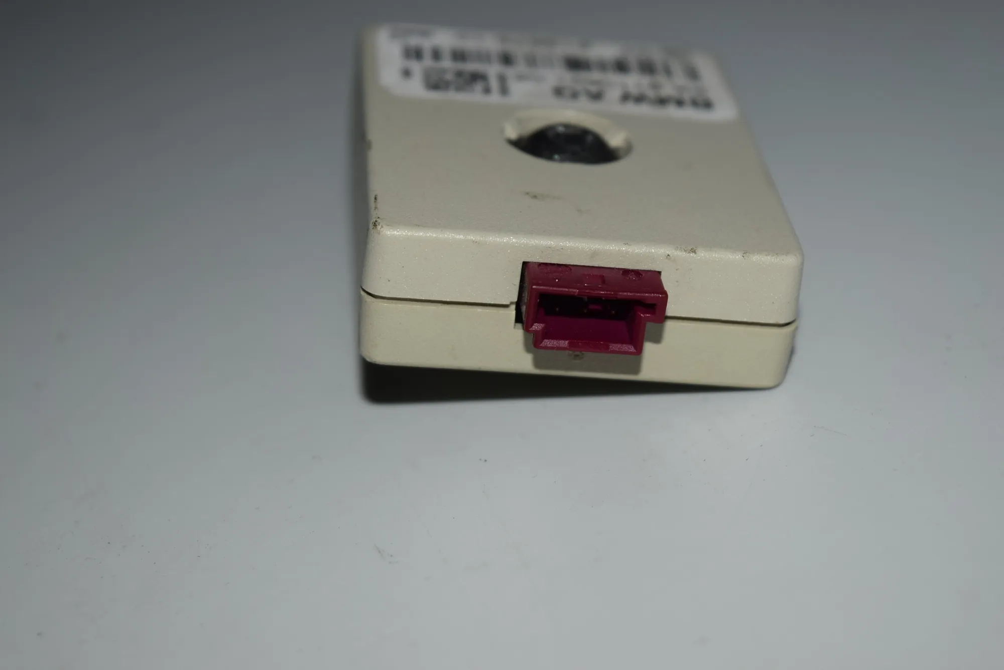 Antenna Amplifier – OEM 9110621 · BMW 3 (E90) BMW 3 (E90) 320 i 2006 – 3