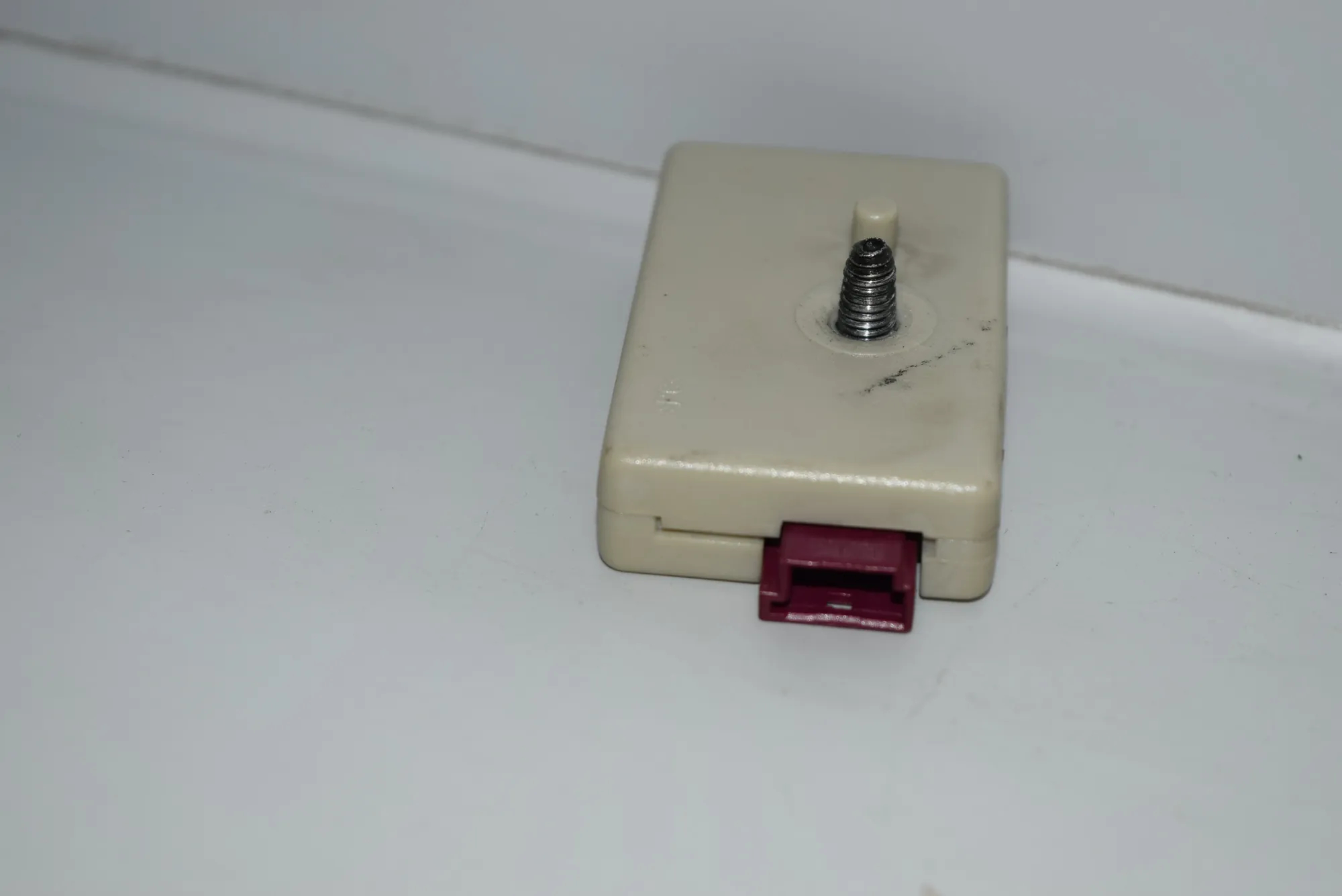 Antenna Amplifier – OEM 6938966 · BMW 3 (E90) BMW 3 (E90) 320 i 2006 – 4