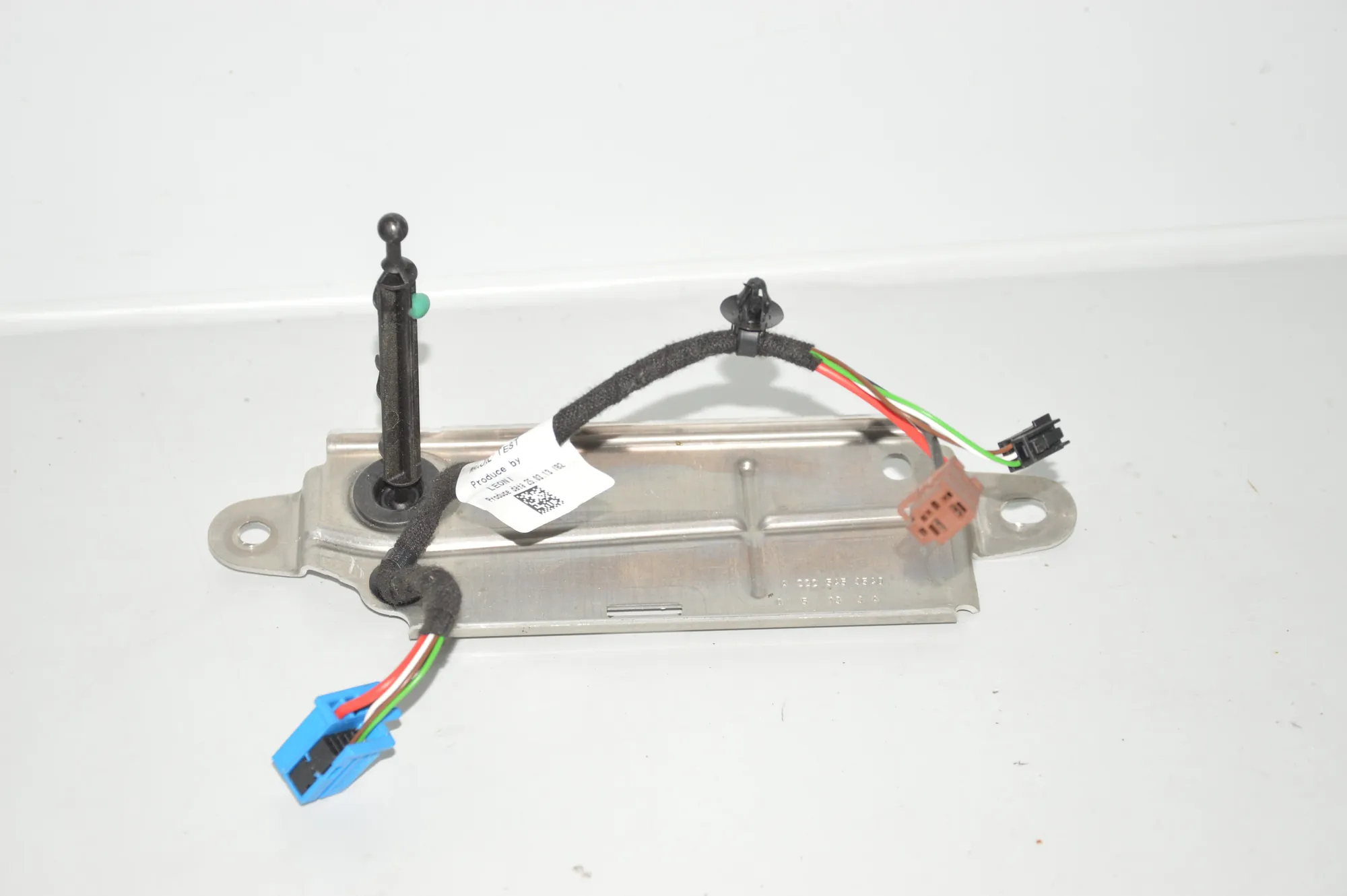 Other Interior Parts – OEM A2225453540 · MERCEDES-BENZ S (W222, V222, X222) (2013 - -) S 350 BlueTEC / d (222.132, 222.032, 222.123) 2013 – 3