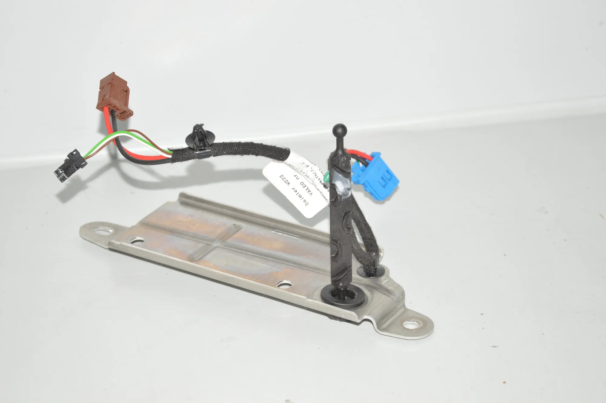 Other Interior Parts – OEM A2225453540 · MERCEDES-BENZ S (W222, V222, X222) (2013 - -) S 350 BlueTEC / d (222.132, 222.032, 222.123) 2013 – 4