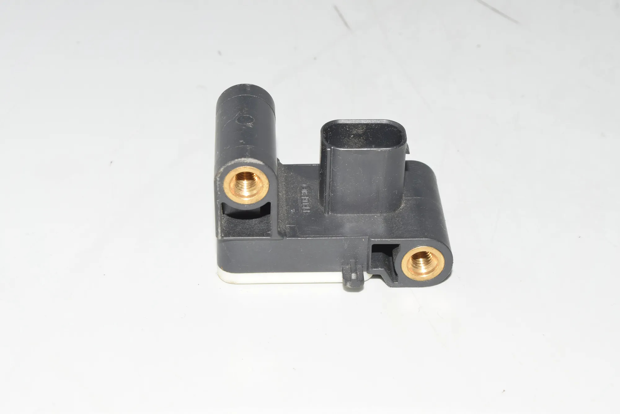 Front Right Impact Sensor – OEM 6911003 · BMW 3 (E90) BMW 3 (E90) 320 i 2006 – 2