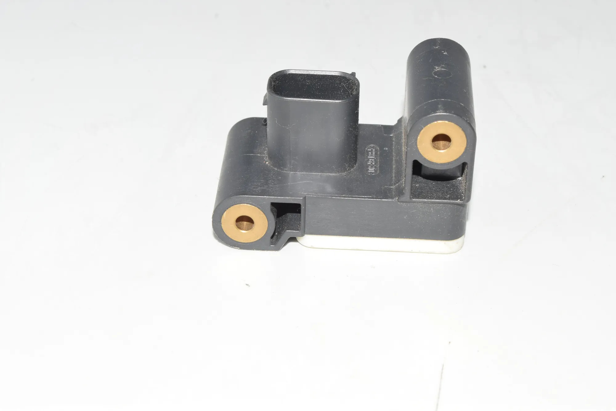 Front Right Impact Sensor – OEM 6911003 · BMW 3 (E90) BMW 3 (E90) 320 i 2006 – 3