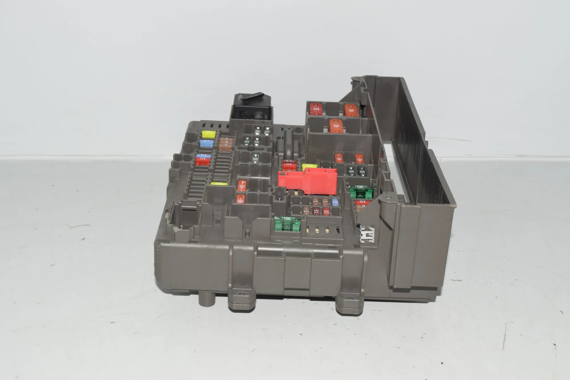 Fuse Box – OEM 9119446 · BMW 3 Coupe (E92) BMW 3 Coupe (E92) 2010 – 3