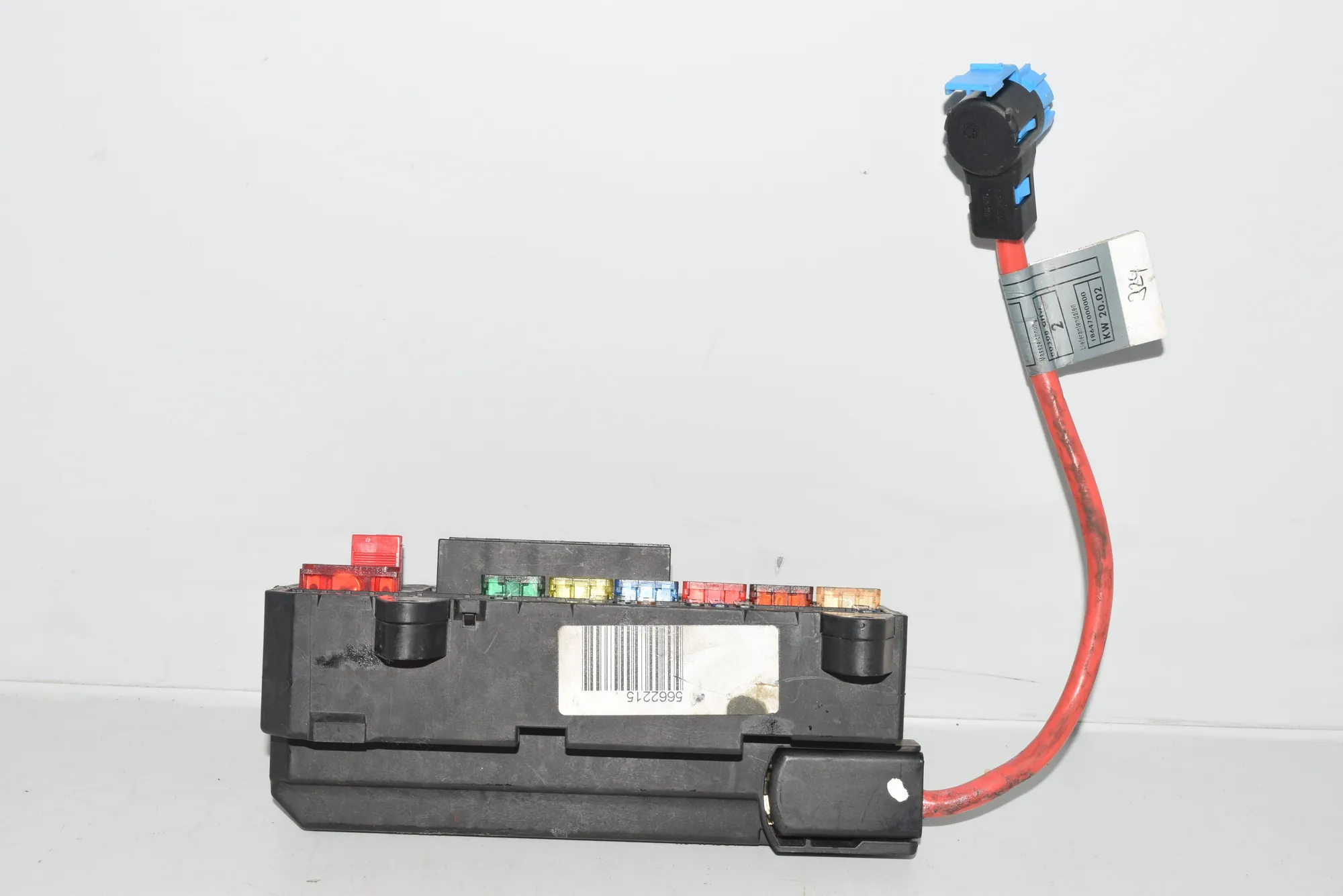 Fuse Box – OEM 6900583 · BMW 7 (E65, E66, E67) BMW 7 (E65, E66, E67) 745 i, Li 2005 – 3