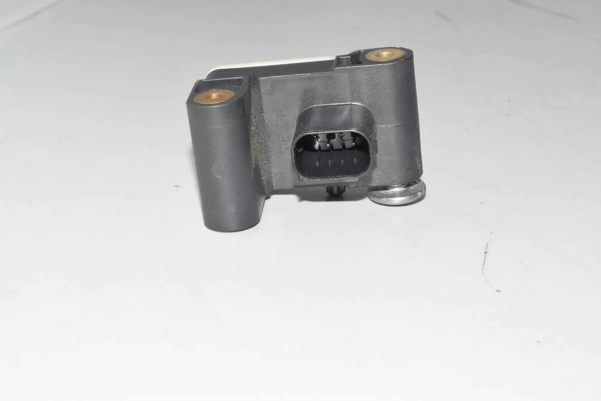 Front Right Impact Sensor – OEM 6911003 · BMW 3 (E90) BMW 3 (E90) 2007 – 3