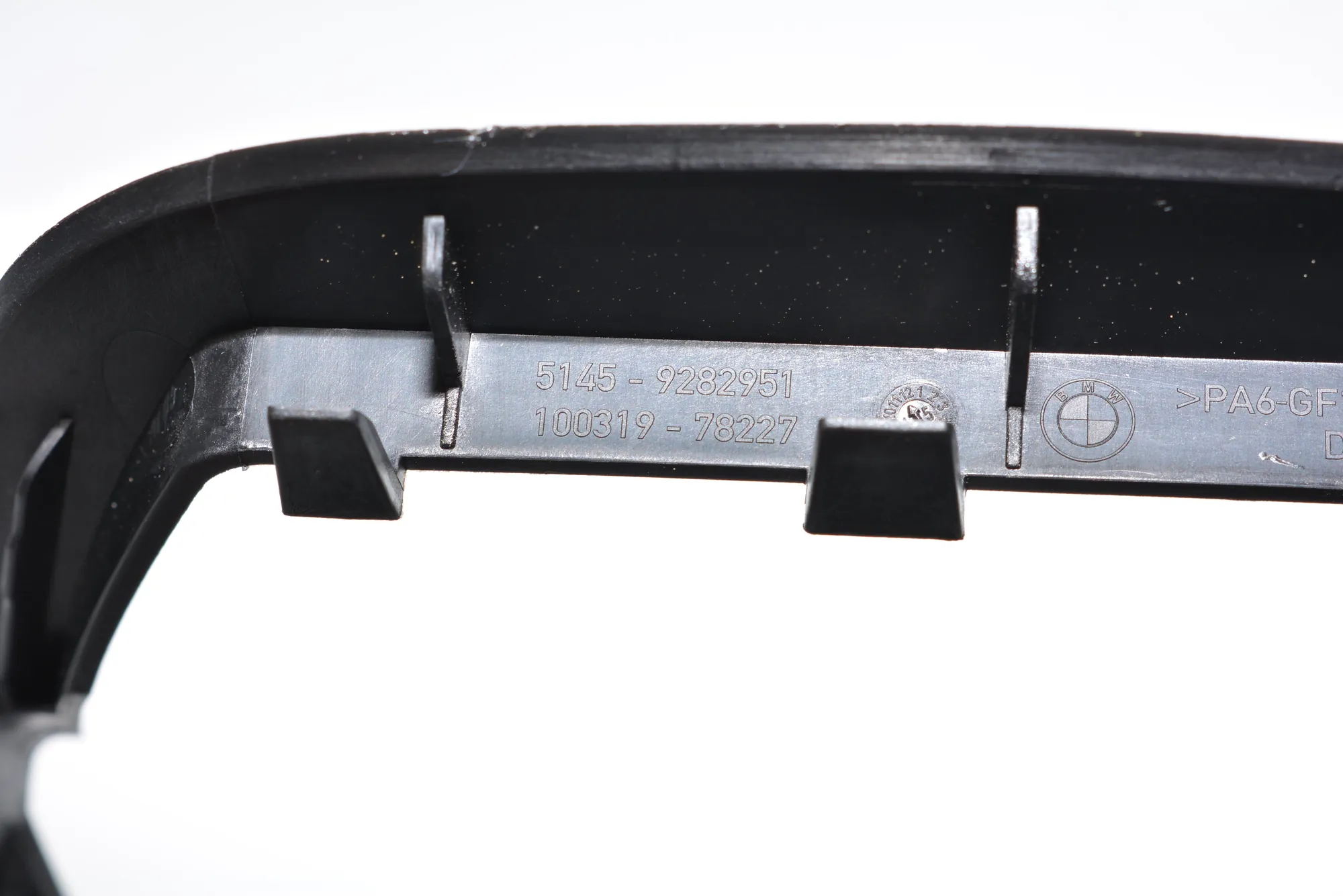 Other Interior Parts – OEM 9282951 · BMW i3 (I01) BMW i3 (I01) Hybrid 2016 – 3