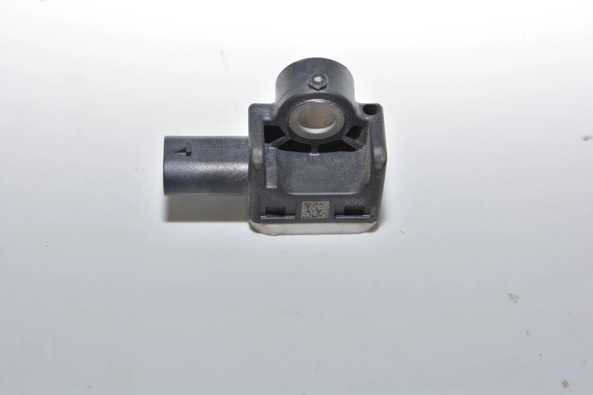 Rear Left Impact Sensor – OEM 9234989 · BMW 3 (F30, F80) BMW 3 (F30, F80) 2014 – 3
