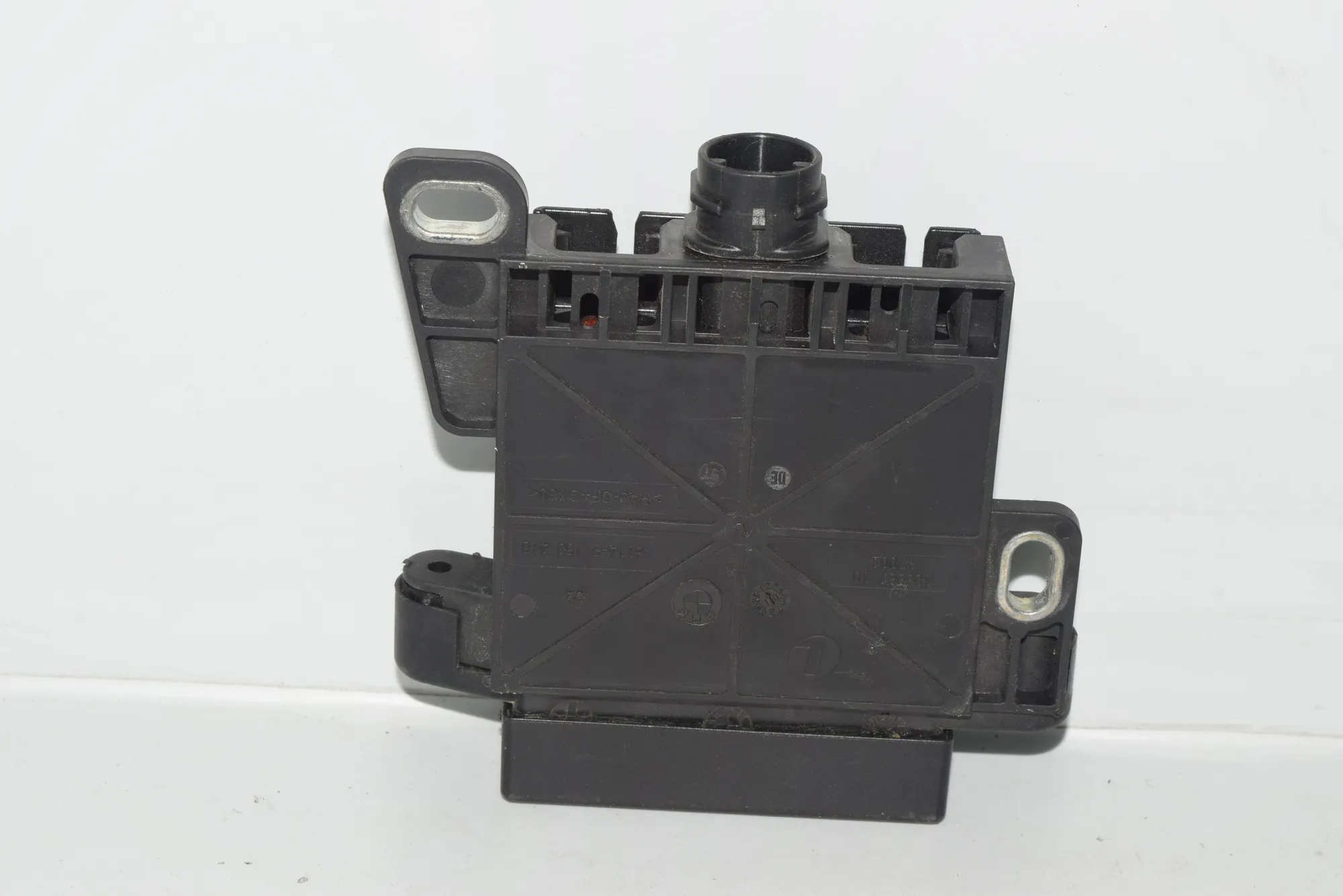 Other Control Units – OEM 9153418 · BMW 5 Touring (F11) BMW 5 Touring (F11) 2011