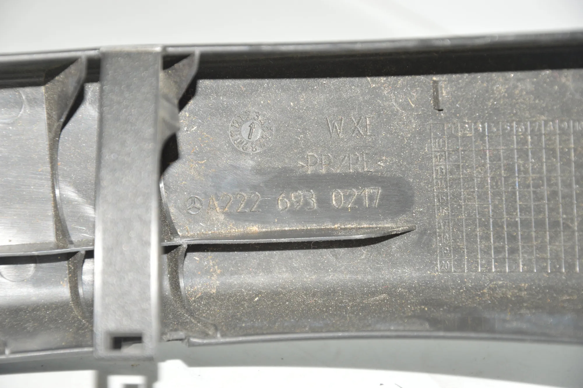 Other Interior Parts – OEM A2226930217 · MERCEDES-BENZ S (W222, V222, X222) (2013 - -) S 350 BlueTEC / d (222.132, 222.032, 222.123) 2013 – 5
