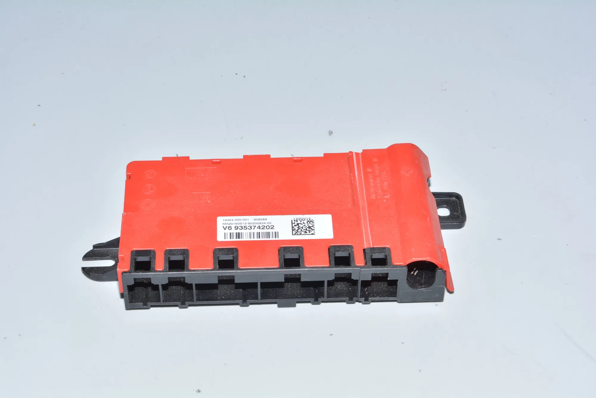 Other Control Units – OEM 9353742 · BMW 7 (G11, G12) BMW 7 (G11, G12) 730 d, Ld xDrive 2016