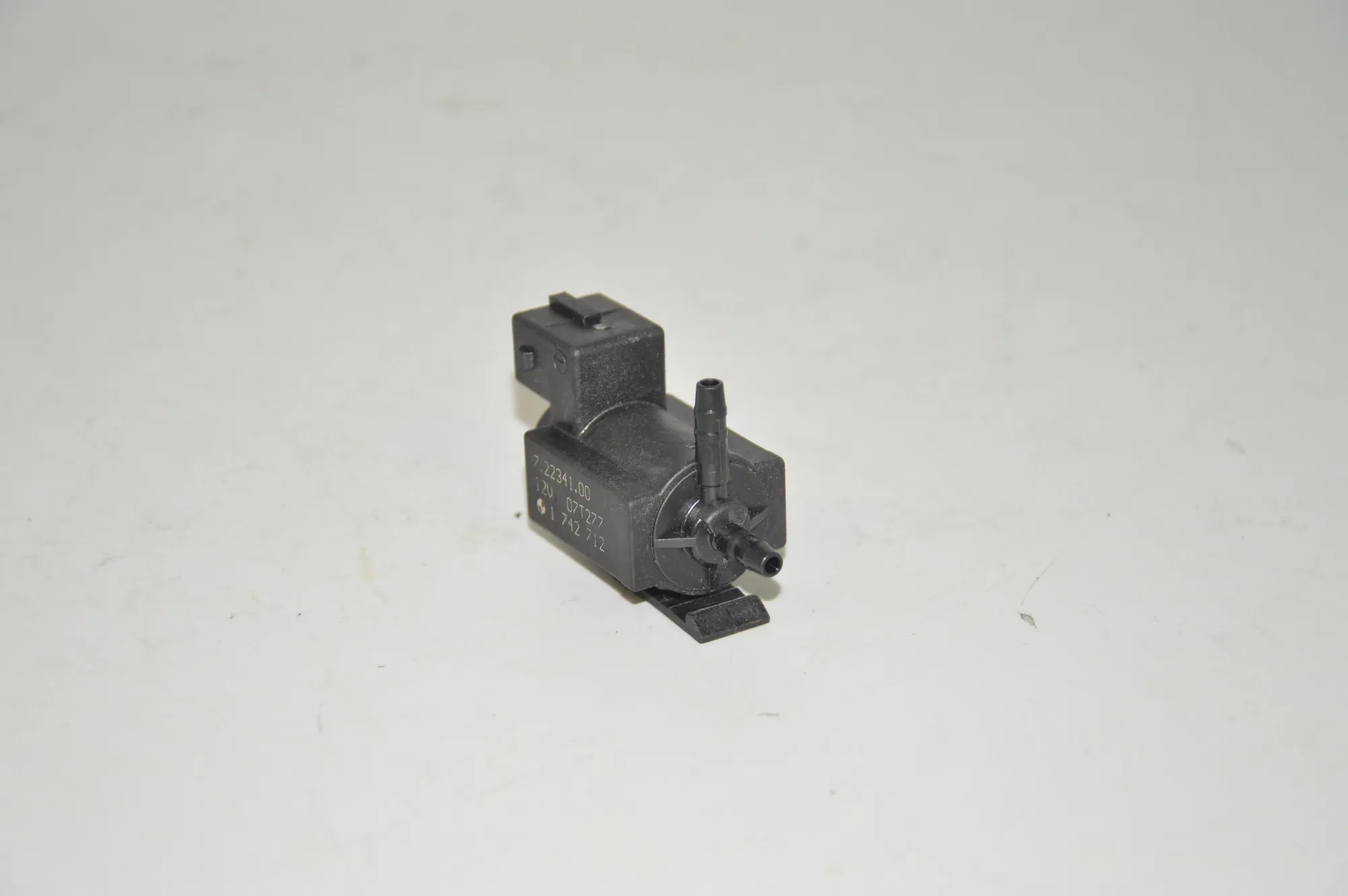 Solenoid Valve – OEM 1742712 · BMW 3 Touring (E91) 325 i xDrive 2007 – 2
