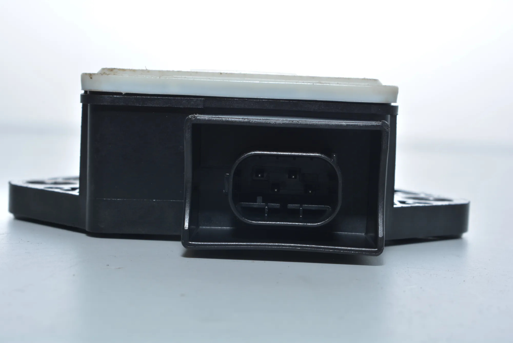 Acceleration Sensor – OEM 6782370 · BMW 5 (E60) BMW 5 (E60) 520 d 2010 – 2