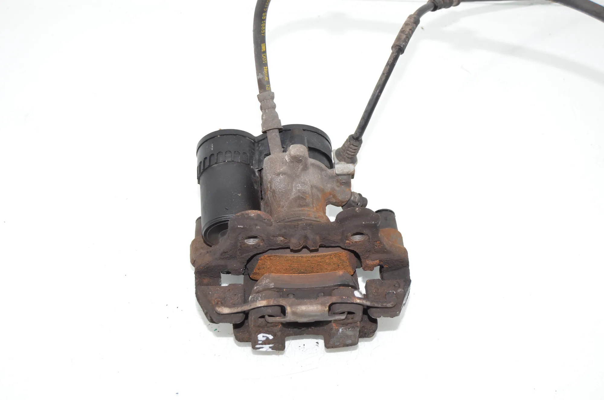 Rear Left Brake Caliper – OEM 6798957 · BMW X1 (F48) xDrive 18 d 2016 – 3