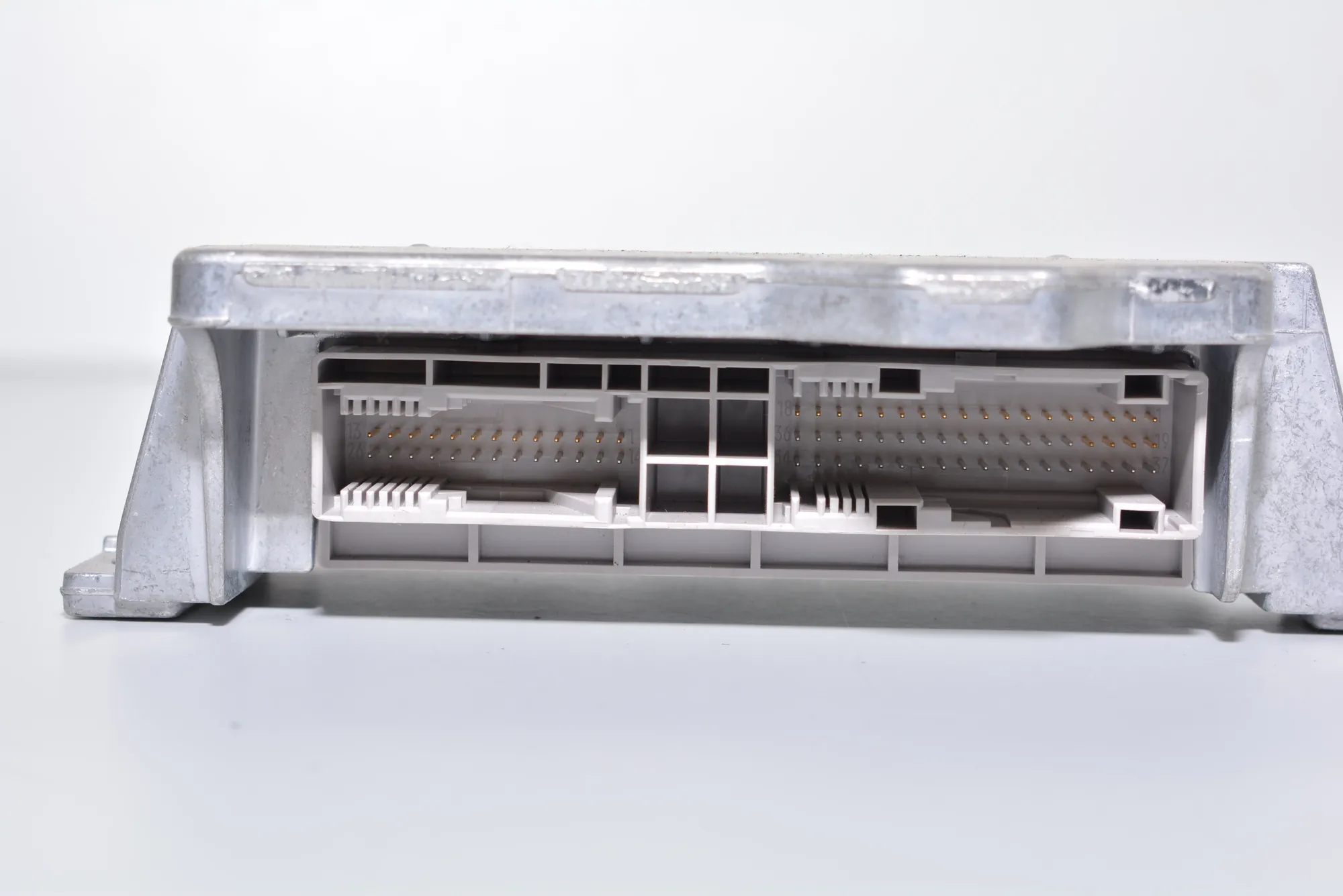 SRS Control Unit – OEM 0285010070 · BMW 1 (E81) 118 d 2009 – 2